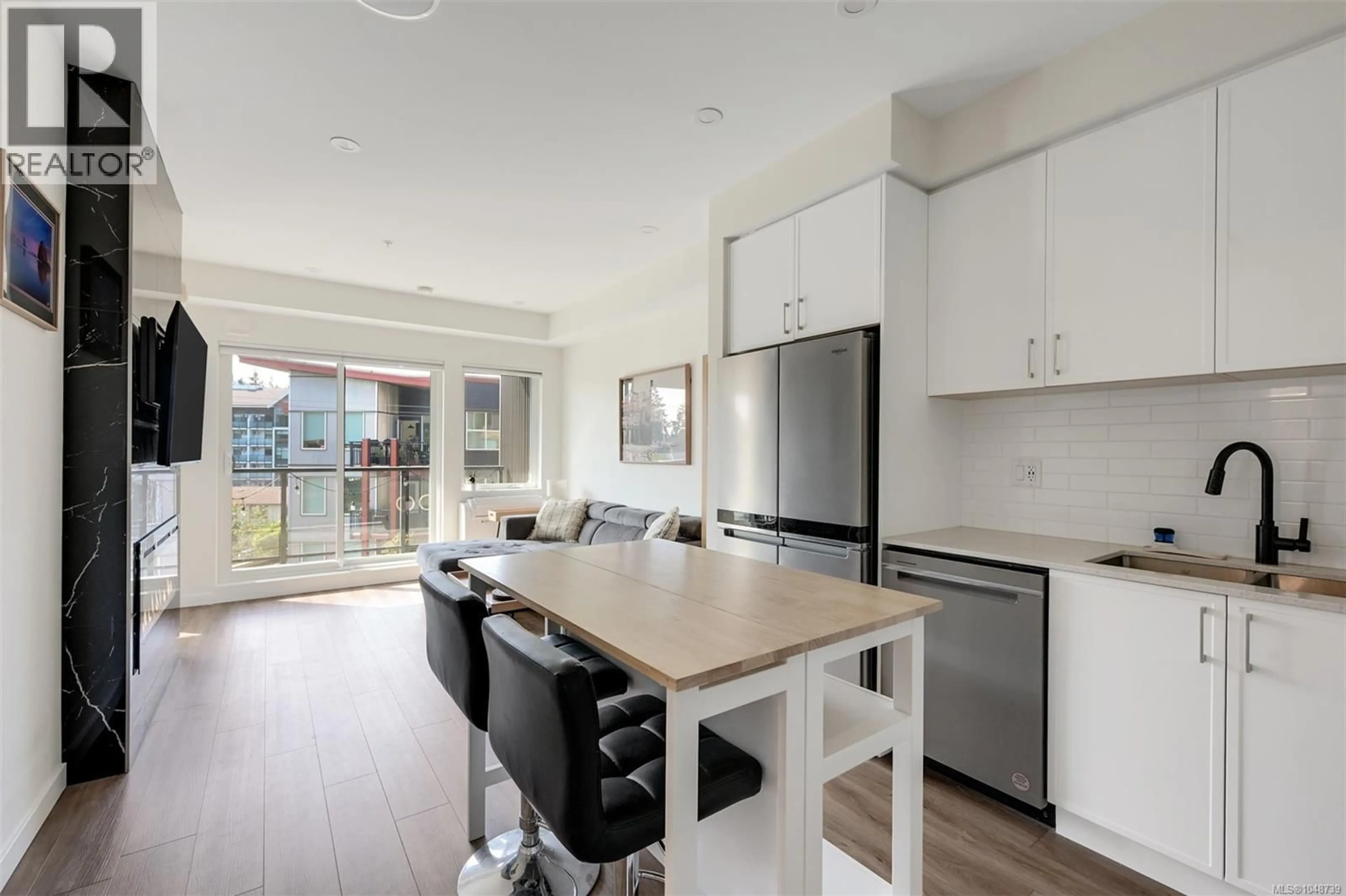 Open concept kitchen, unknown for 407 - 654 GRANDERSON ROAD, Langford British Columbia V9B7B9
