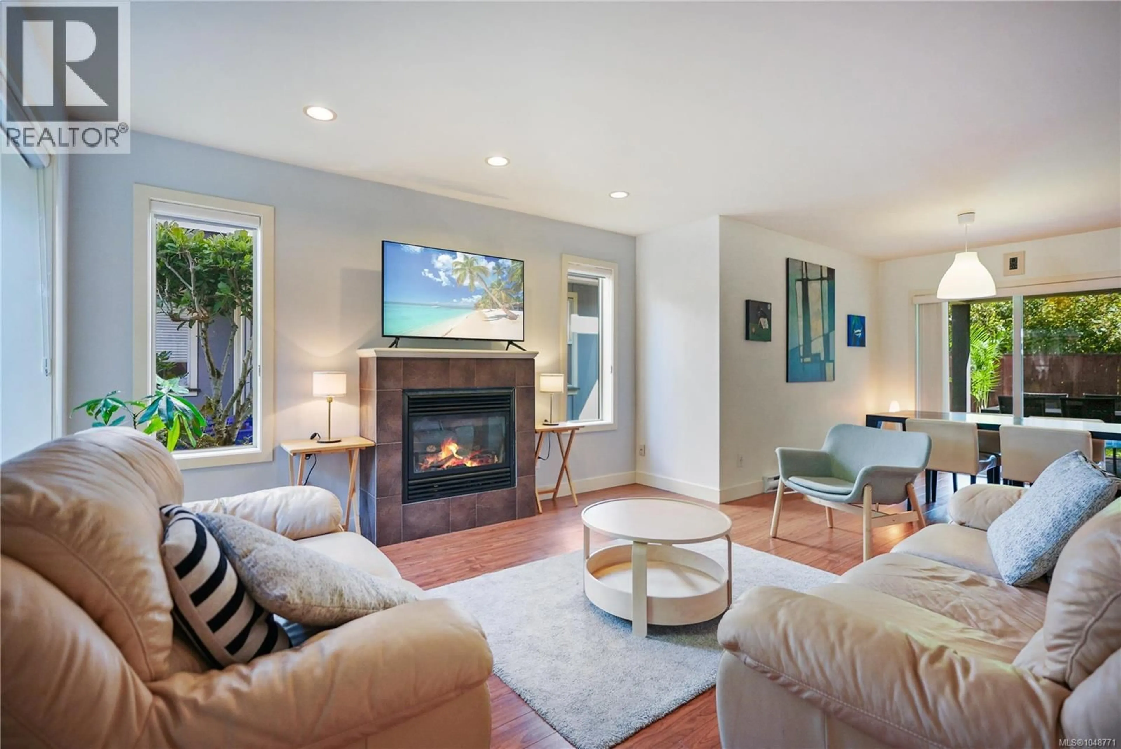 Living room with furniture, unknown for 3215 ERNHILL PLACE, Langford British Columbia V9C3N8