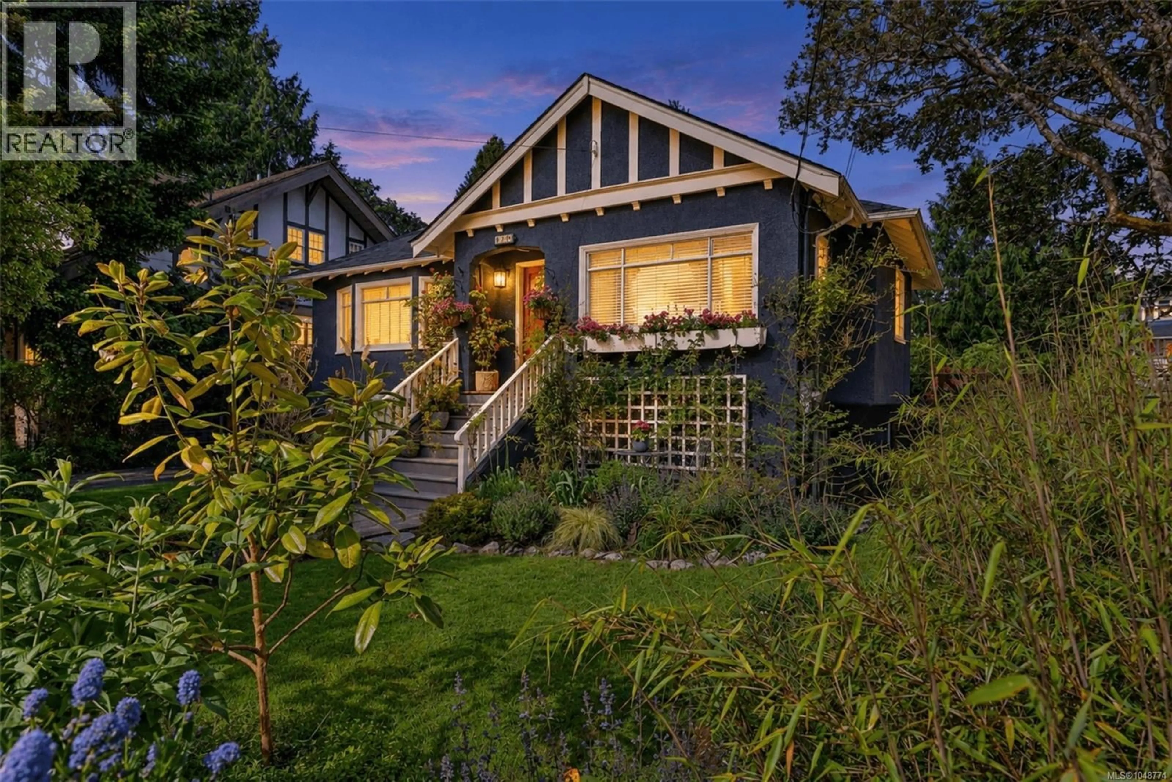 Unknown for 970 BANK STREET, Victoria British Columbia V8S4B2
