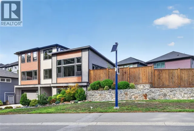 2991 IRWIN ROAD, Langford 5