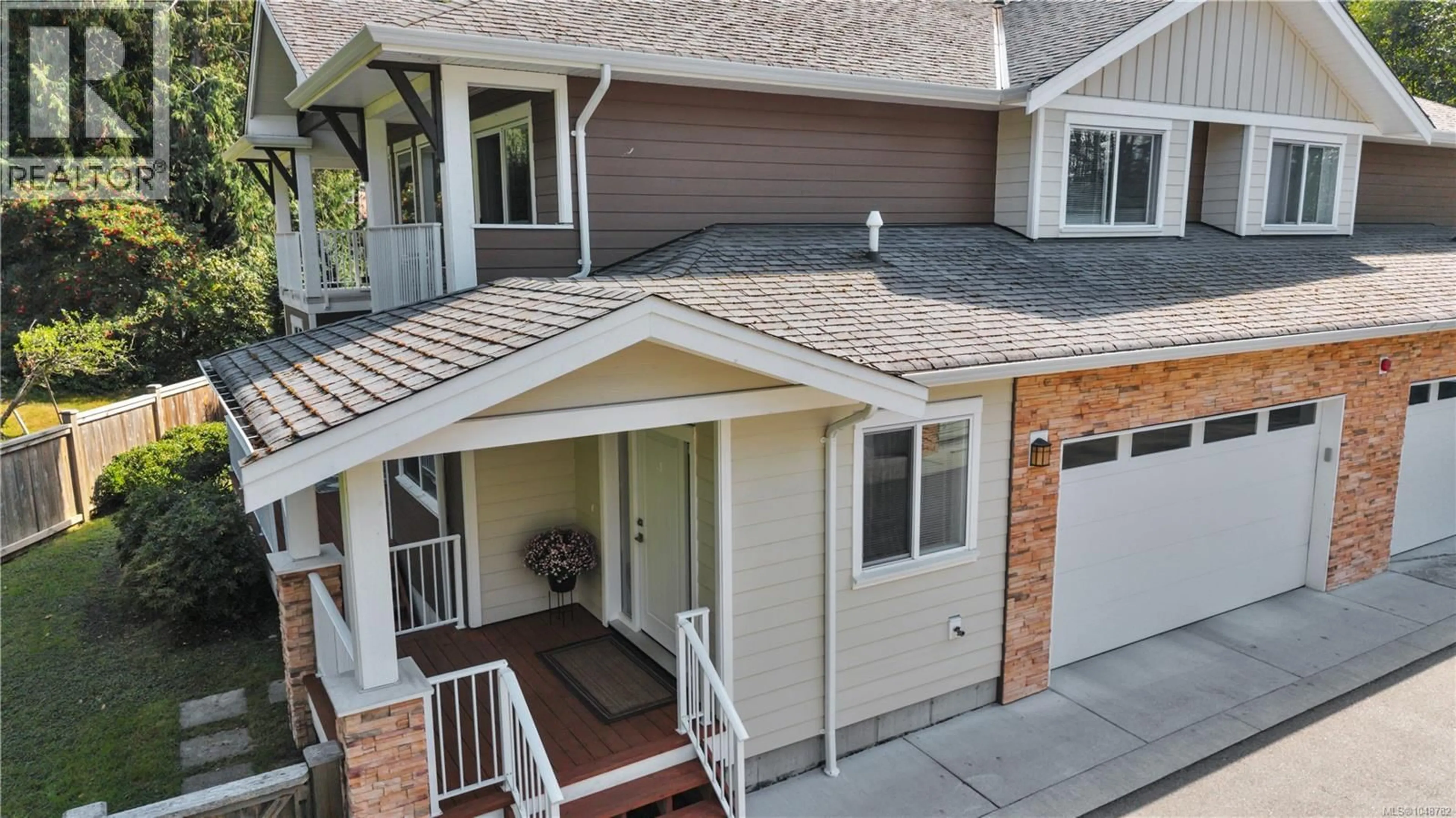 Home with vinyl exterior material, street for 3397 PINESTONE WAY, Nanaimo British Columbia V9V0B2