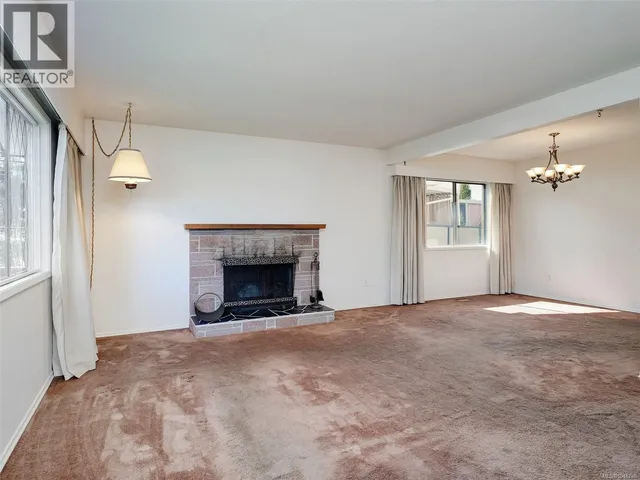 3116 YEW STREET, Victoria 4