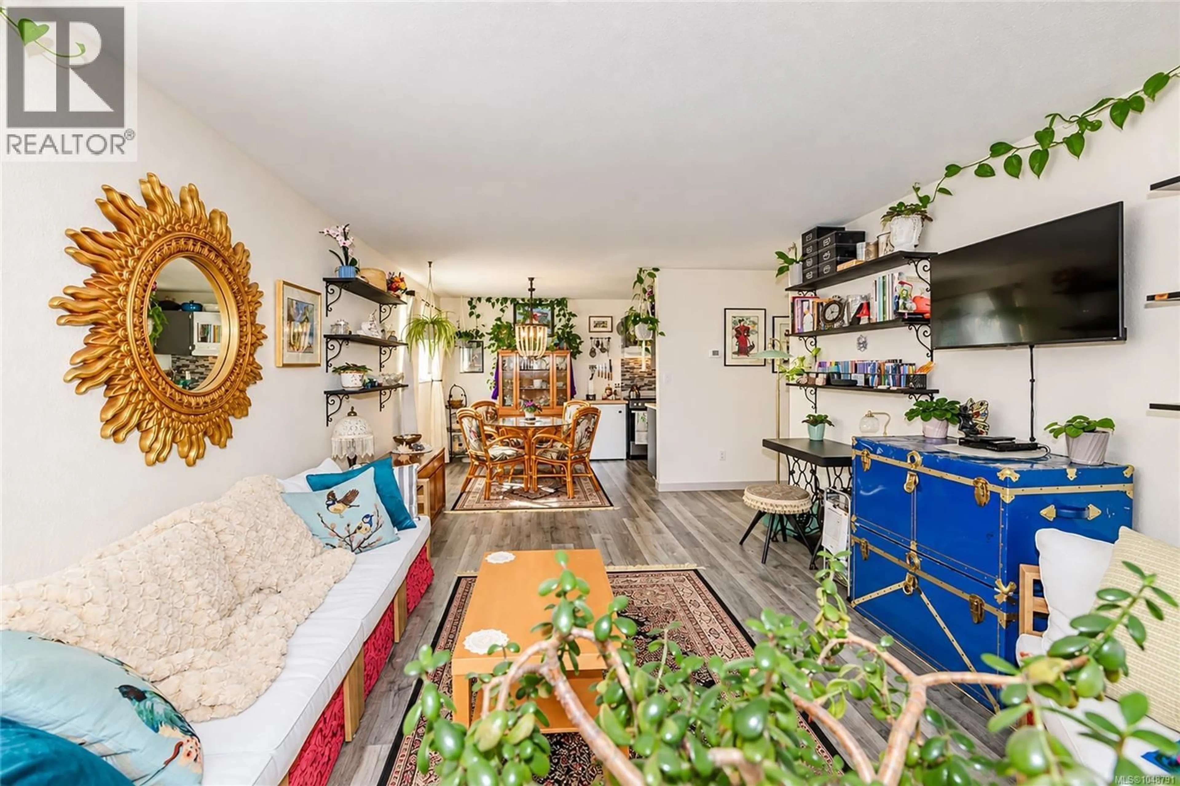 Living room with furniture, unknown for 207 - 3040 PINE STREET, Chemainus British Columbia V0R1K0