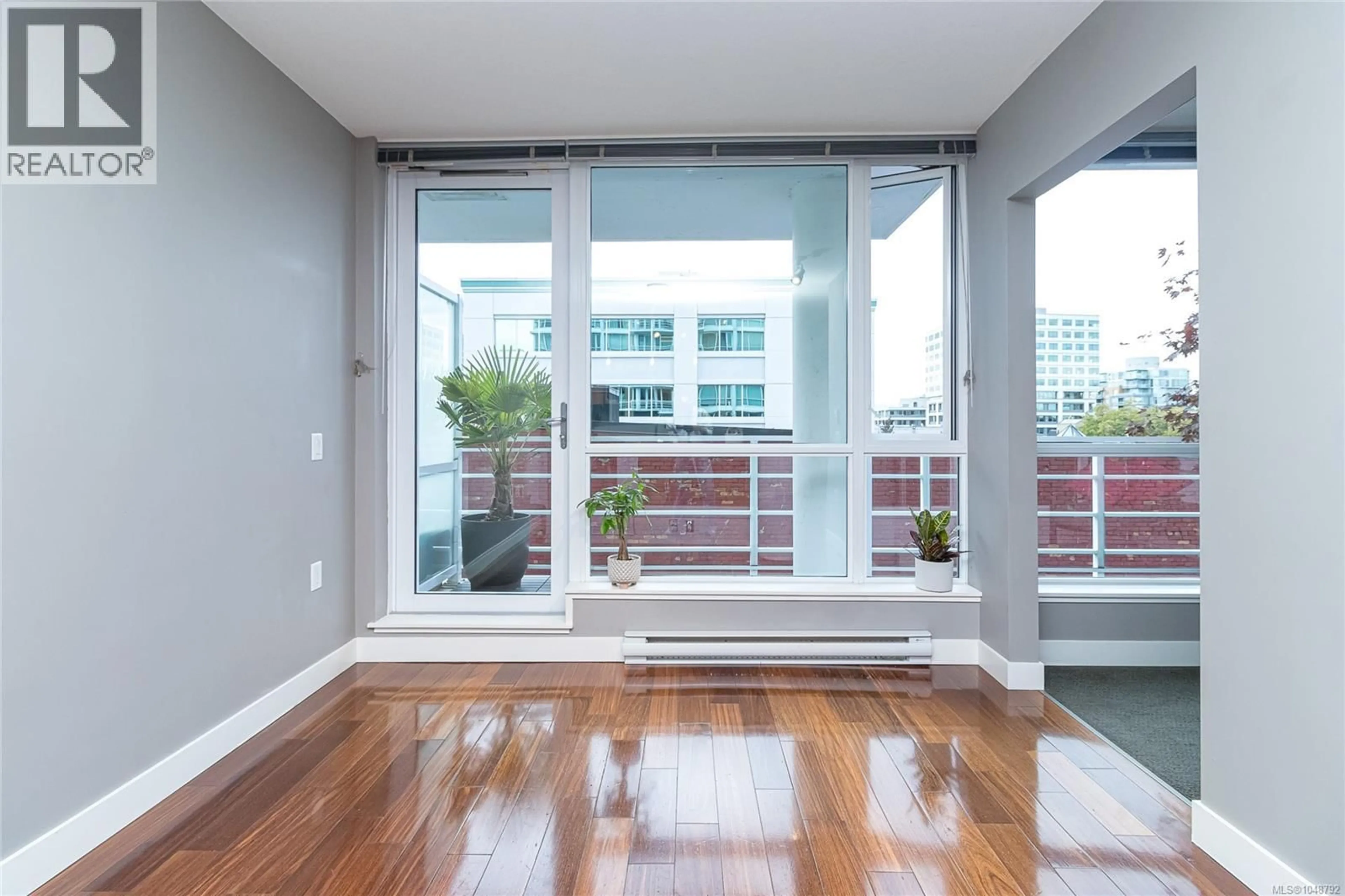 A pic of a room for 505 - 834 JOHNSON STREET, Victoria British Columbia V8W1N3