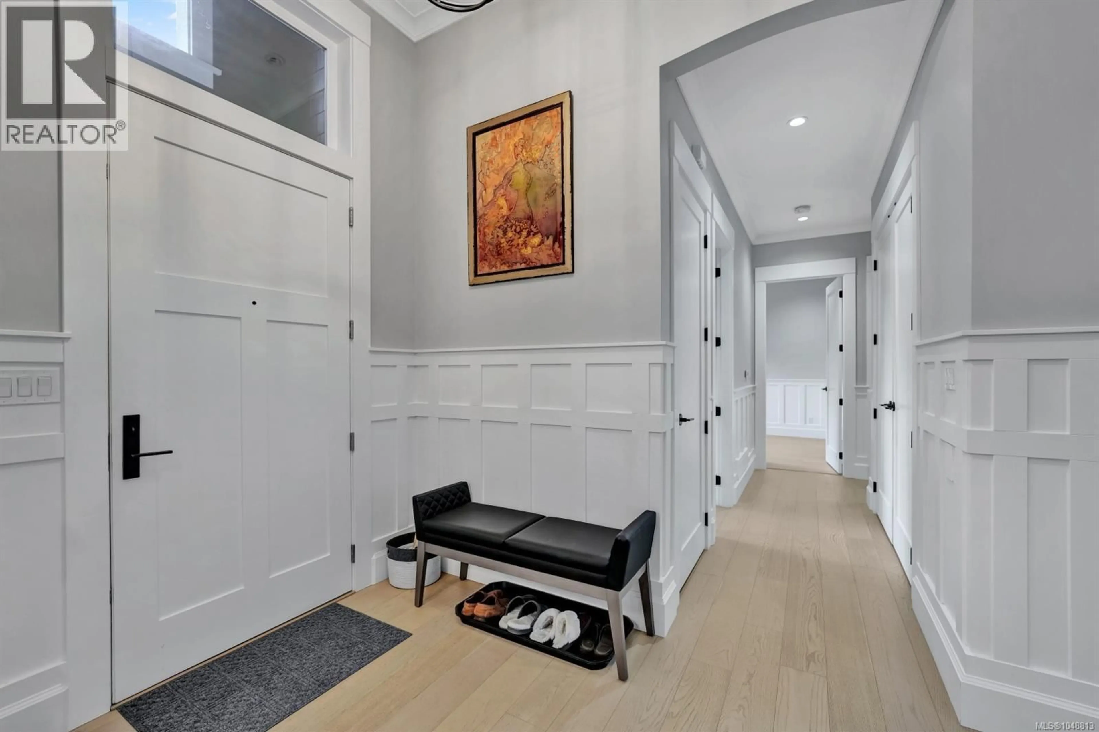 Indoor entryway for 2606 ANDOVER ROAD, Nanoose Bay British Columbia V9P9K5
