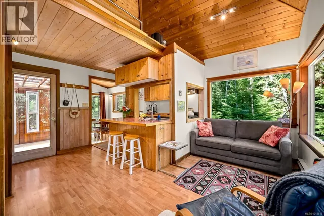 838 SUTIL POINT ROAD, Cortes Island 4
