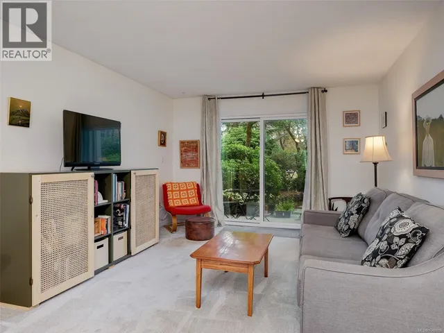 108 - 1010 BRISTOL ROAD, Saanich 2