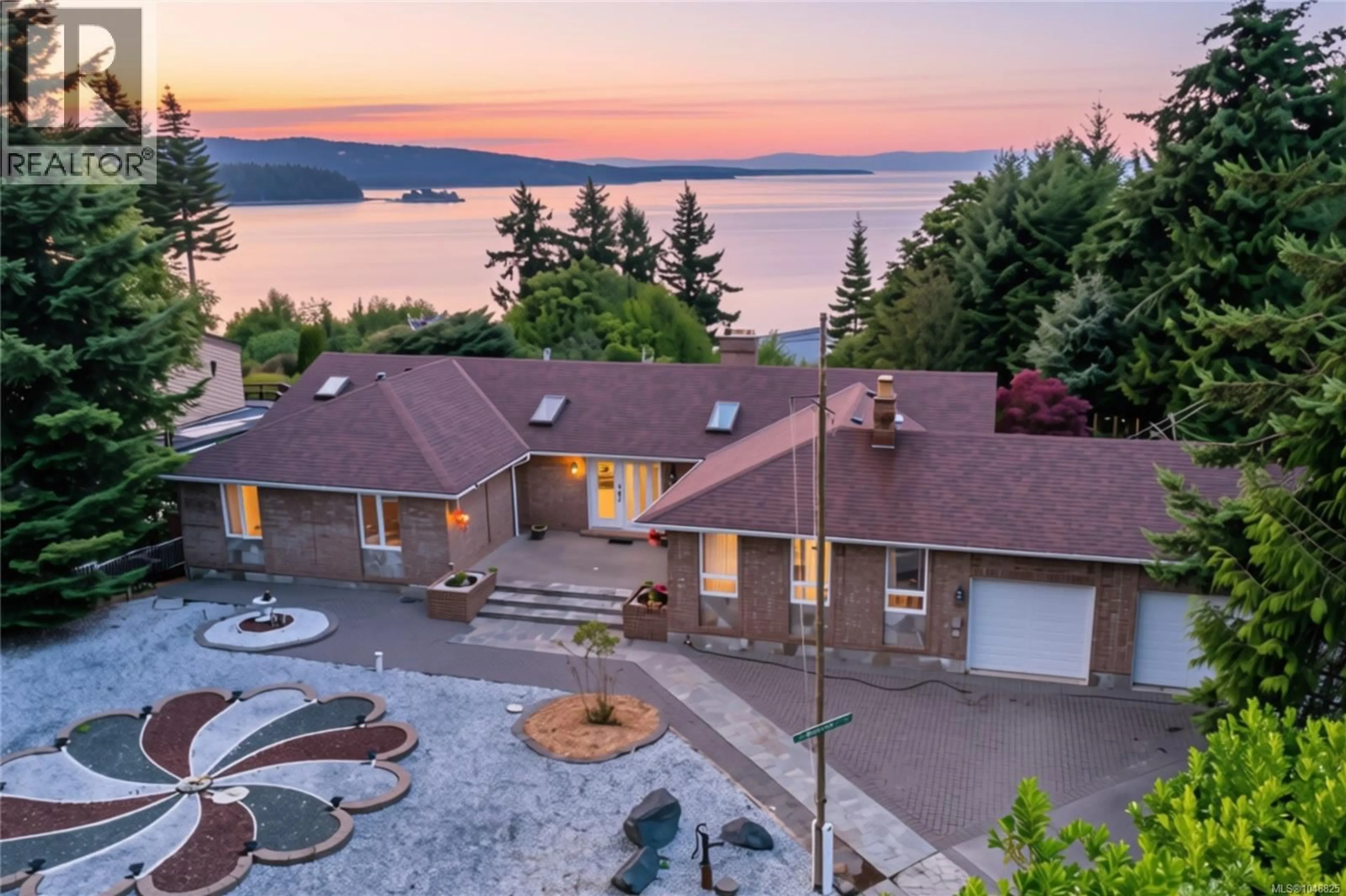 A pic from outside/outdoor area/front of a property/back of a property/a pic from drone, water/lake/river/ocean view for 131 MELVIN CRESCENT, Bowser British Columbia V0R1G0