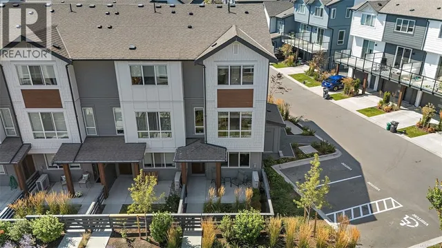 12 - 368 TRADEWINDS AVENUE, Colwood 3