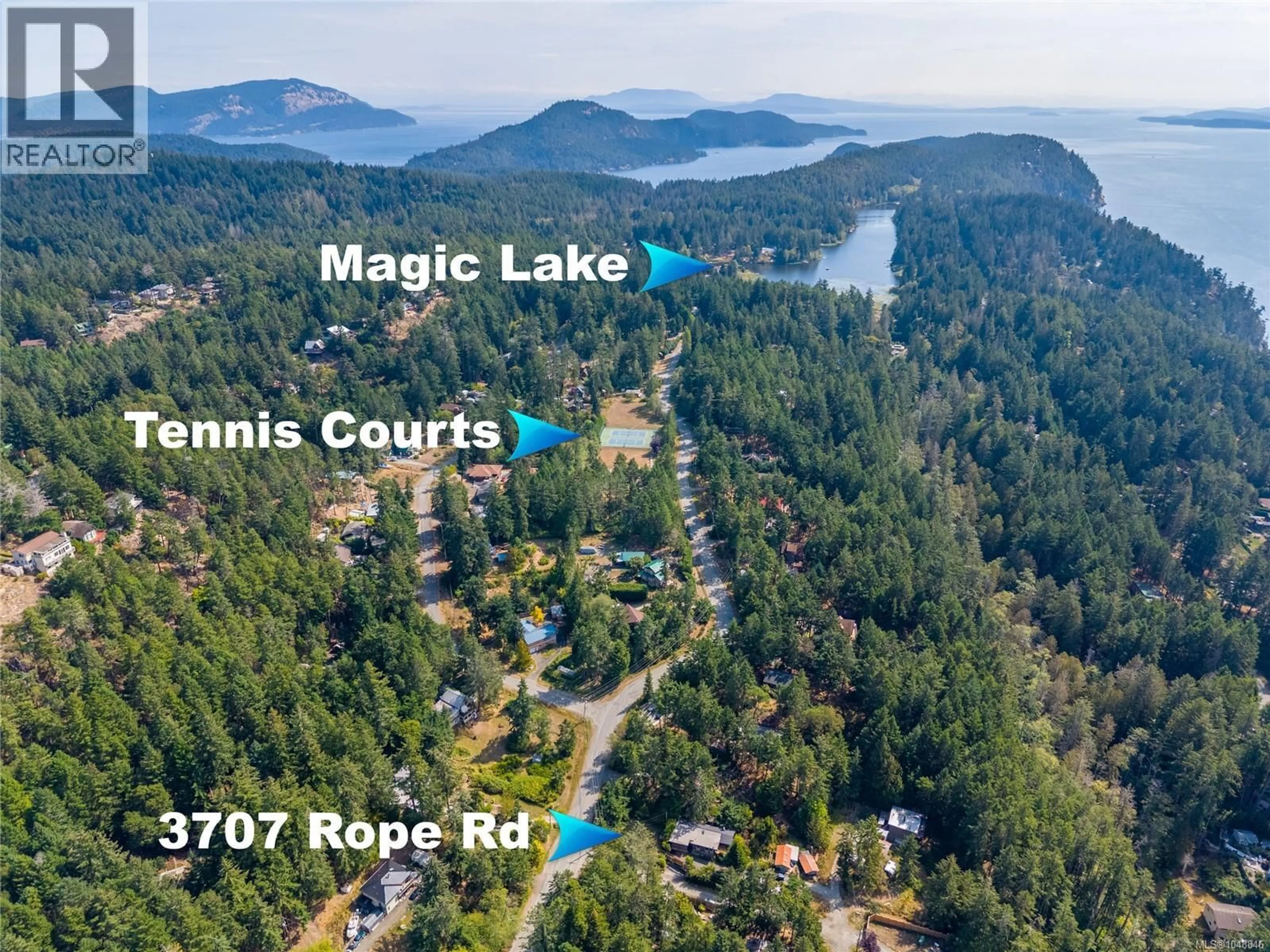 A pic from outside/outdoor area/front of a property/back of a property/a pic from drone, water/lake/river/ocean view for 3707 ROPE ROAD, Pender Island British Columbia V0N2M2