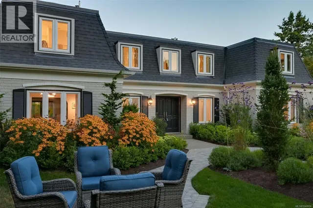 3075 DEVON ROAD, Oak Bay 3