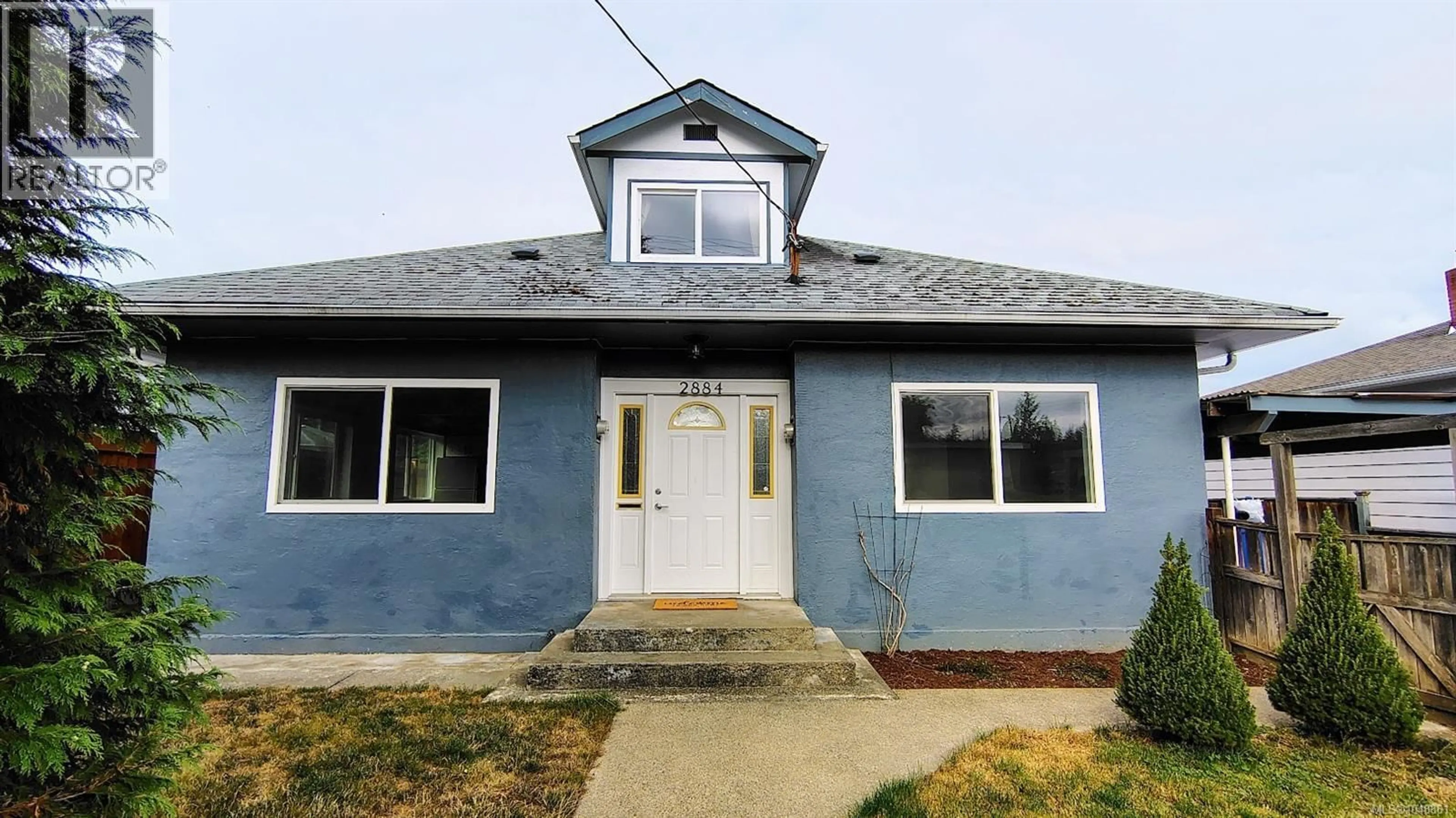 Home with vinyl exterior material, street for 2884 ANDERSON AVENUE, Port Alberni British Columbia V9Y2V6