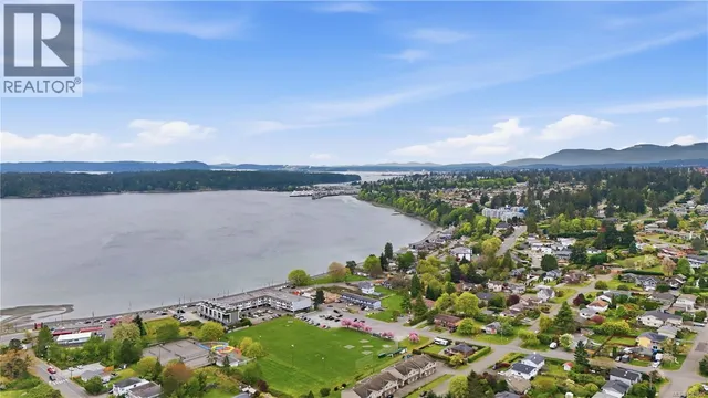 3129 DEPARTURE BAY ROAD, Nanaimo 4