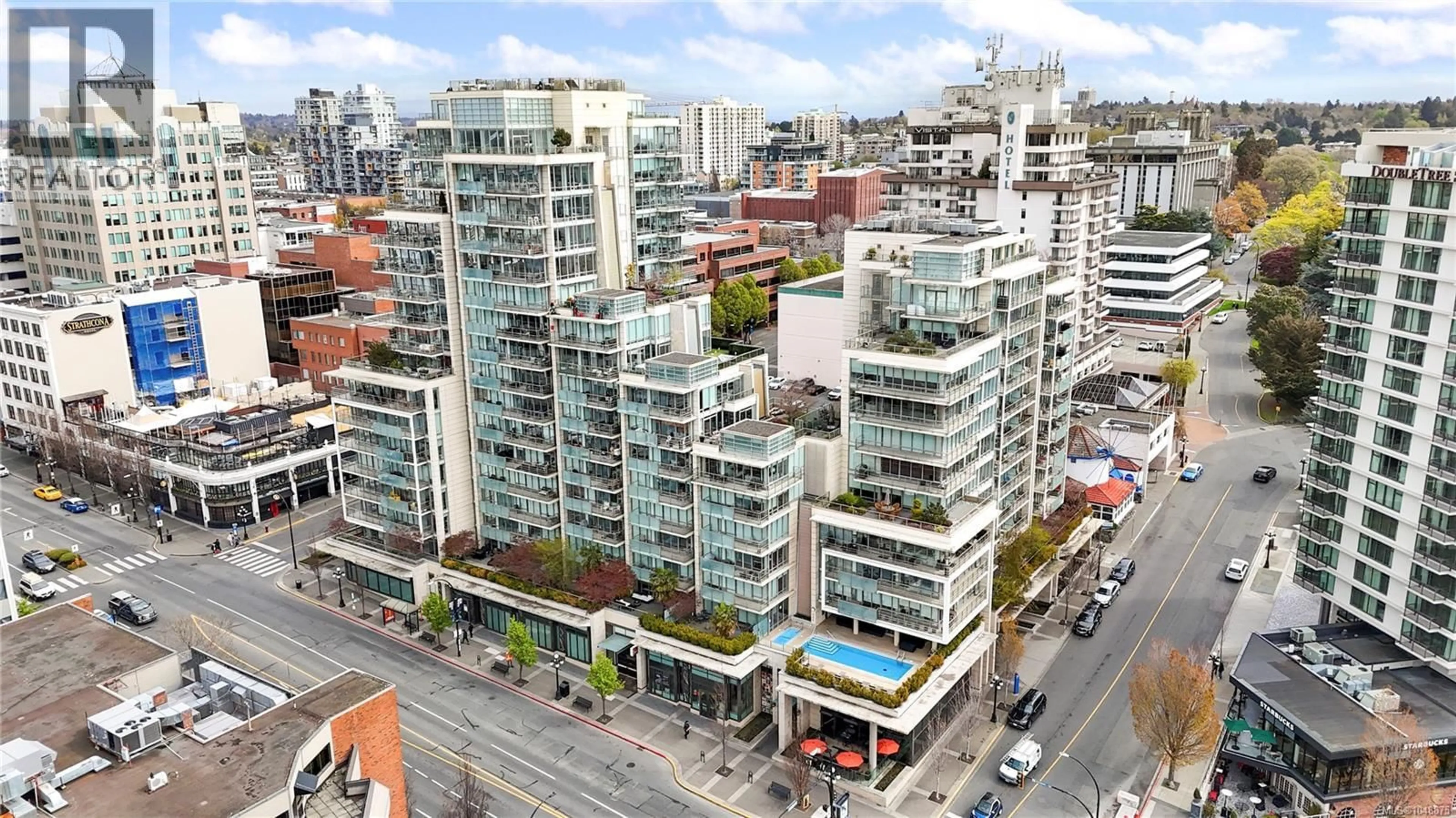 A pic from outside/outdoor area/front of a property/back of a property/a pic from drone, city buildings view from balcony for 1506 - 707 COURTNEY STREET, Victoria British Columbia V8W0A9