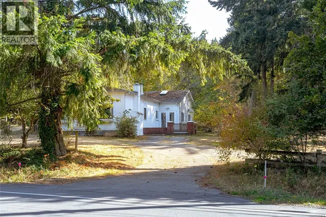 1475 MCTAVISH ROAD, North Saanich 5
