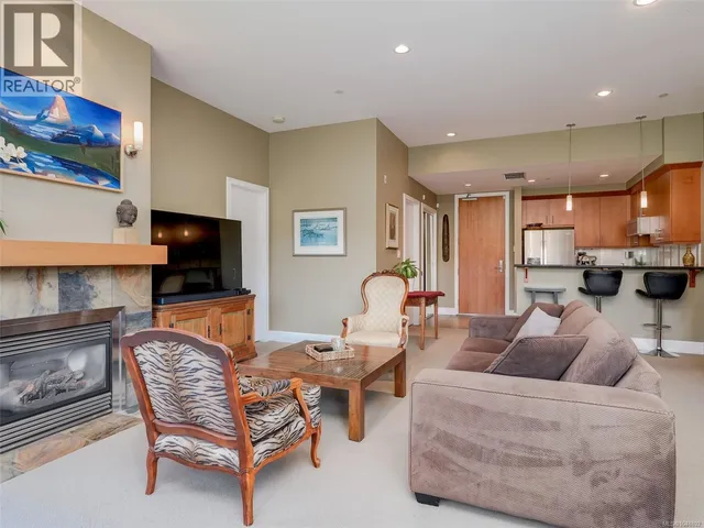 413 - 1325 BEAR MOUNTAIN PARKWAY, Langford 4