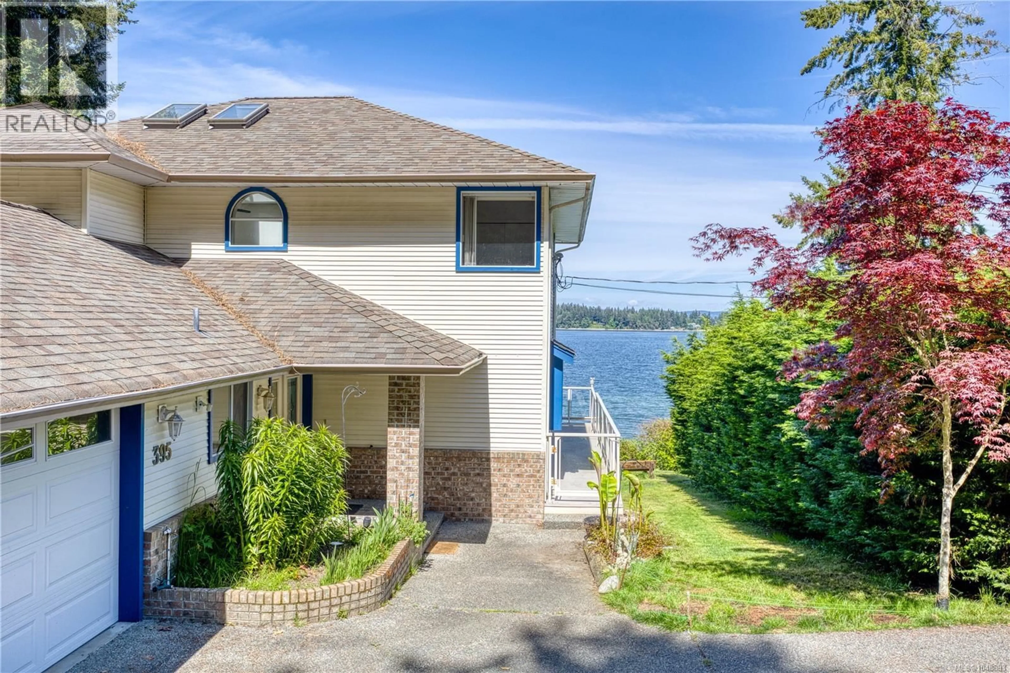 A pic from outside/outdoor area/front of a property/back of a property/a pic from drone, water/lake/river/ocean view for 395 WOODLEY ROAD, Ladysmith British Columbia V9G1Y2