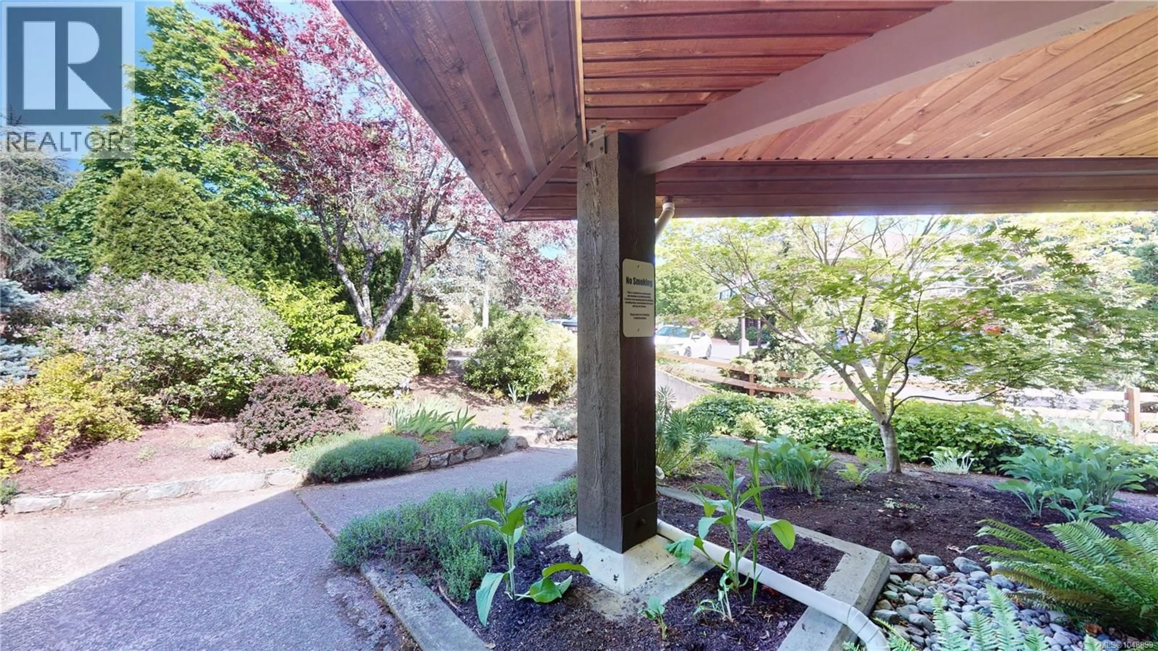 Patio, unknown for 499D - 4678 ELK LAKE DRIVE, Saanich British Columbia V8Z5M1