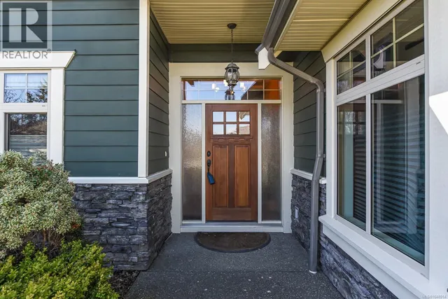 1477 CROWN ISLE DRIVE, Courtenay 4