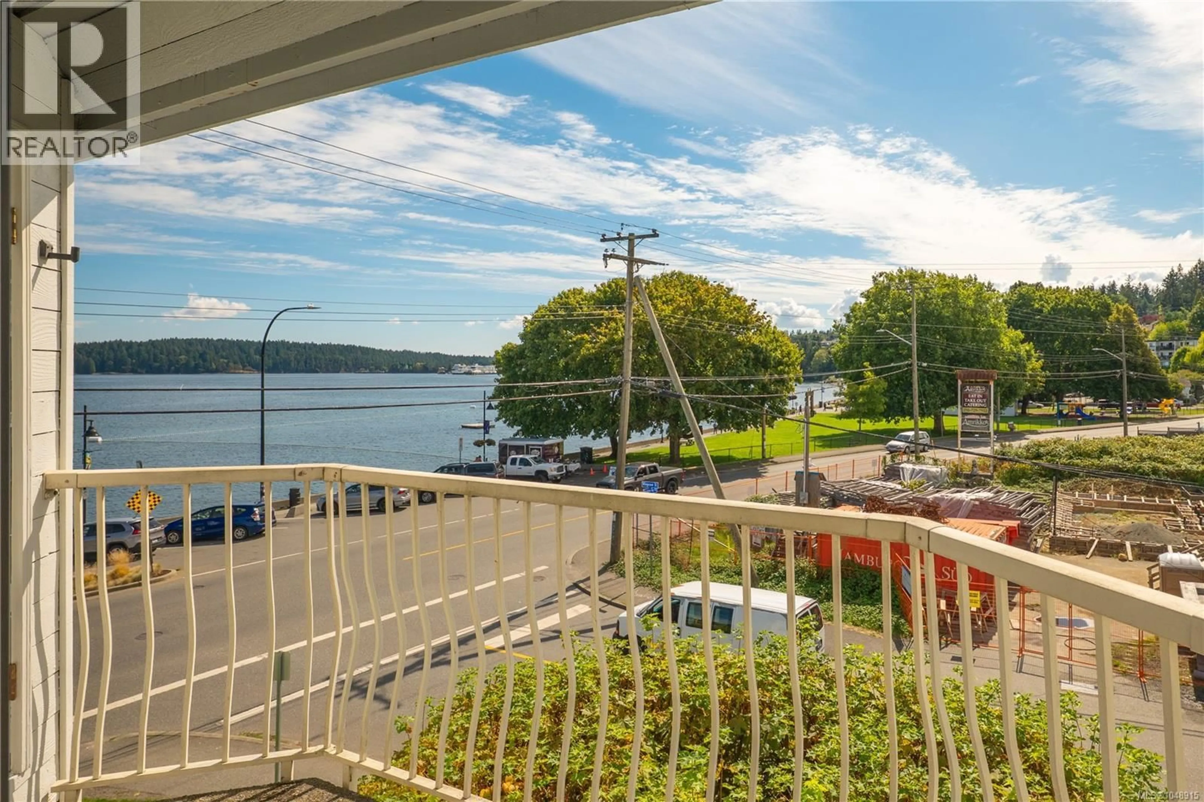 Patio, water/lake/river/ocean view for 308 - 2815 DEPARTURE BAY ROAD, Nanaimo British Columbia V9S5P4