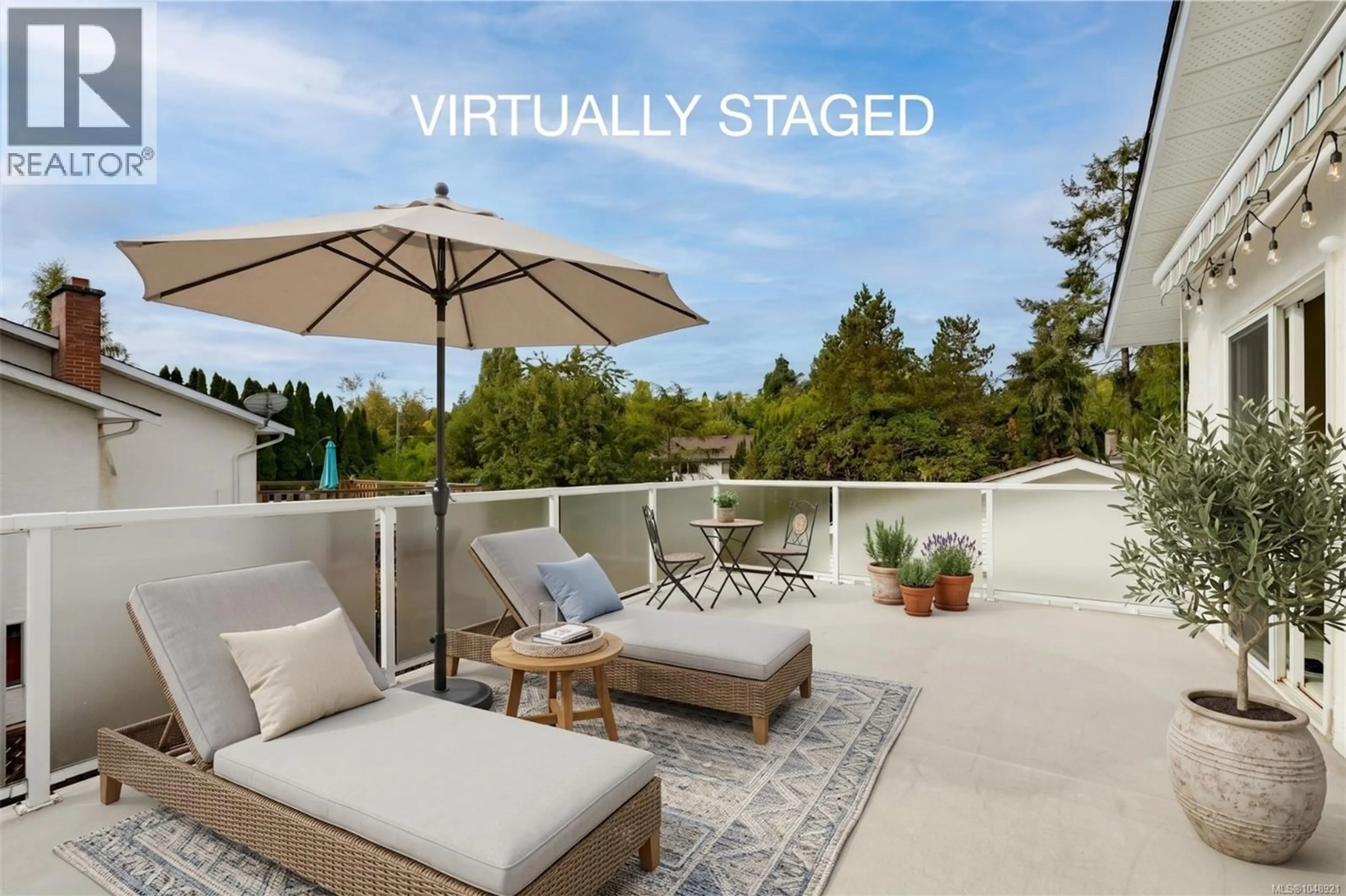 Patio, unknown for 4218 THORNHILL CRESCENT, Saanich British Columbia V8N3G5