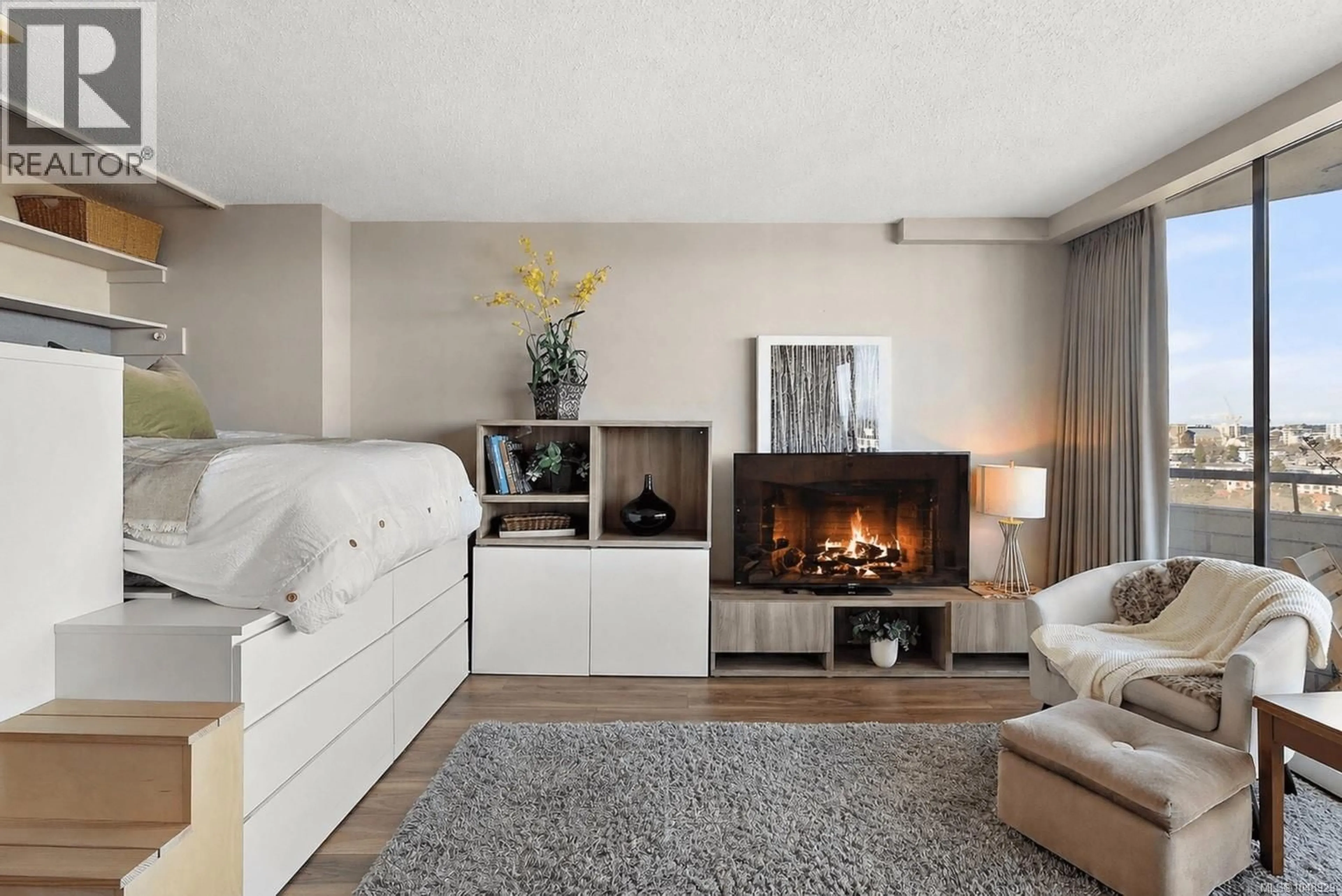 Living room with furniture, unknown for 1708 - 620 TORONTO STREET, Victoria British Columbia V8V1P7