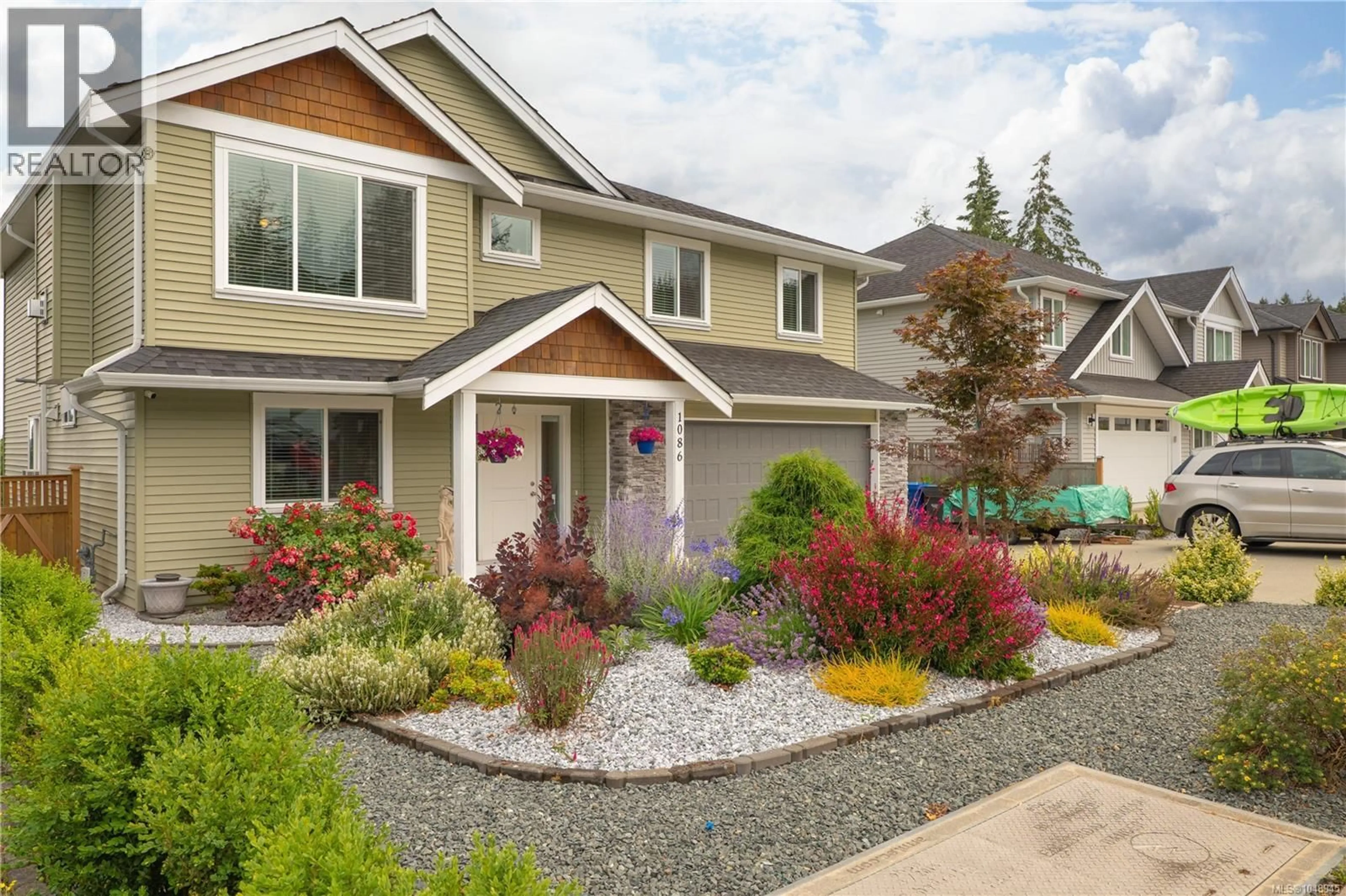 Home with vinyl exterior material, street for 1086 SHELBY ANN AVENUE, Nanaimo British Columbia V9R0H5