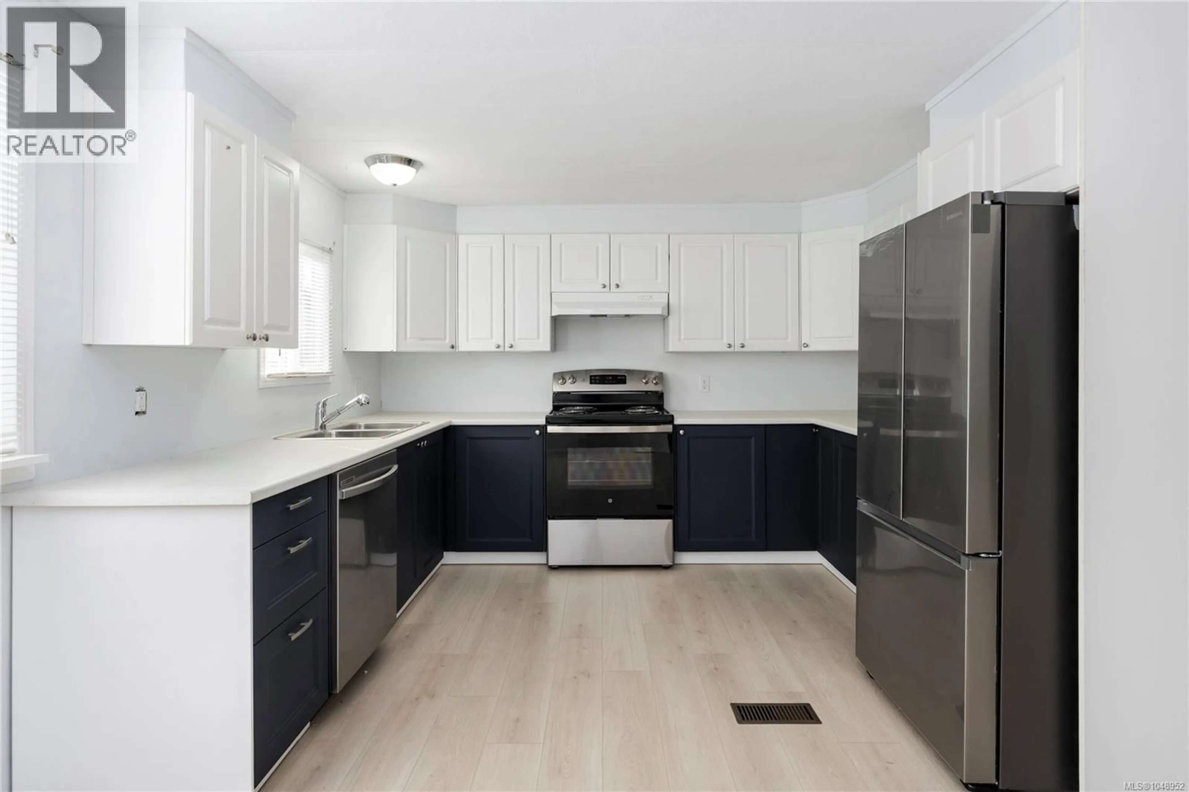 Standard kitchen, unknown for 63 - 5854 TURNER ROAD, Nanaimo British Columbia V9T2N6