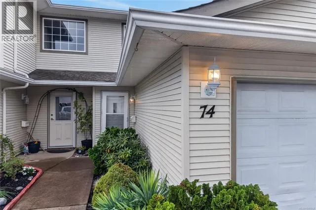 74 - 717 ASPEN ROAD, Comox 3