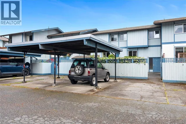 4 - 3987 GORDON HEAD ROAD, Saanich 2