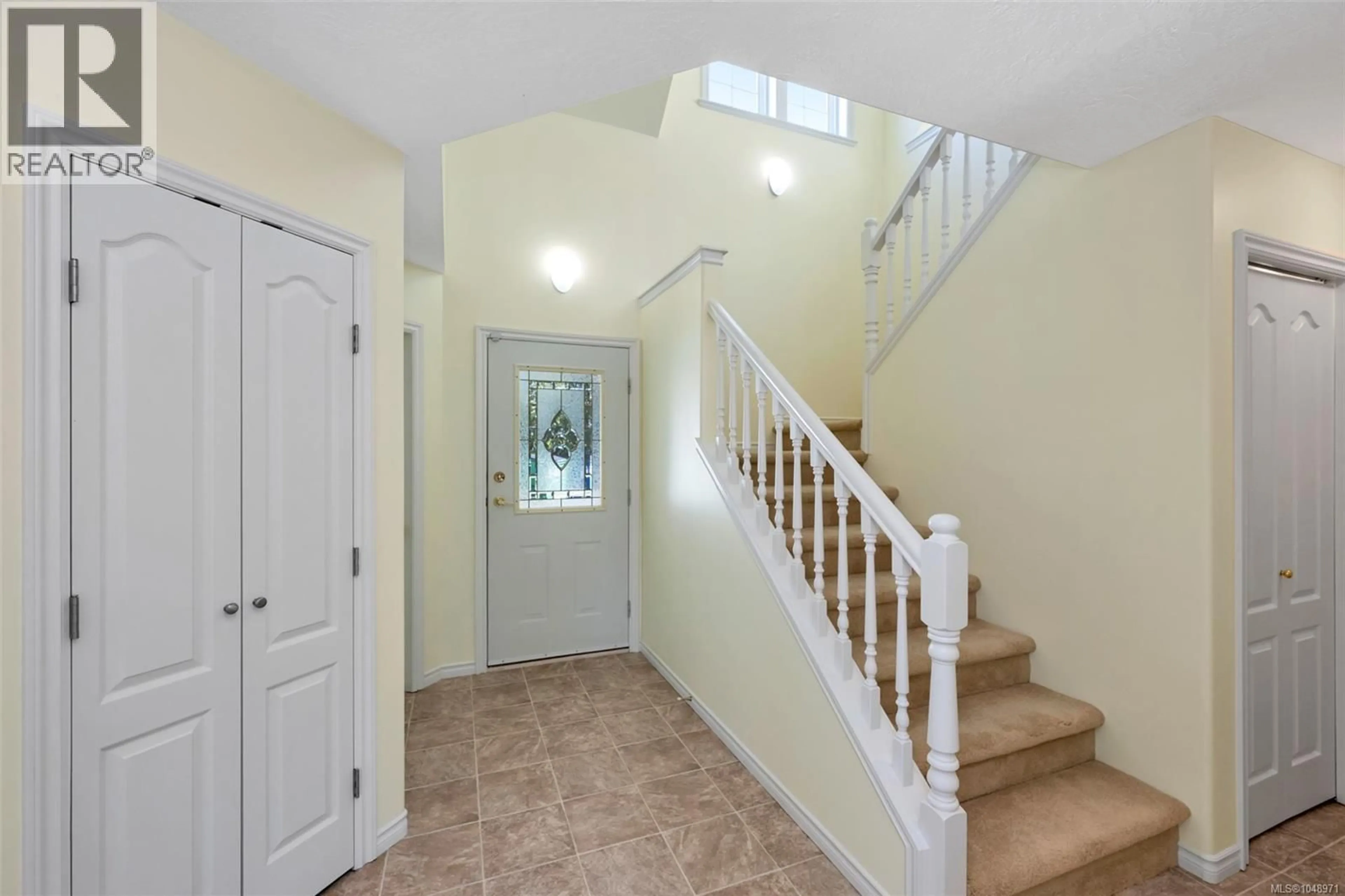 Indoor entryway for 7 - 3365 AUCHINACHIE ROAD, Duncan British Columbia V9L4A2