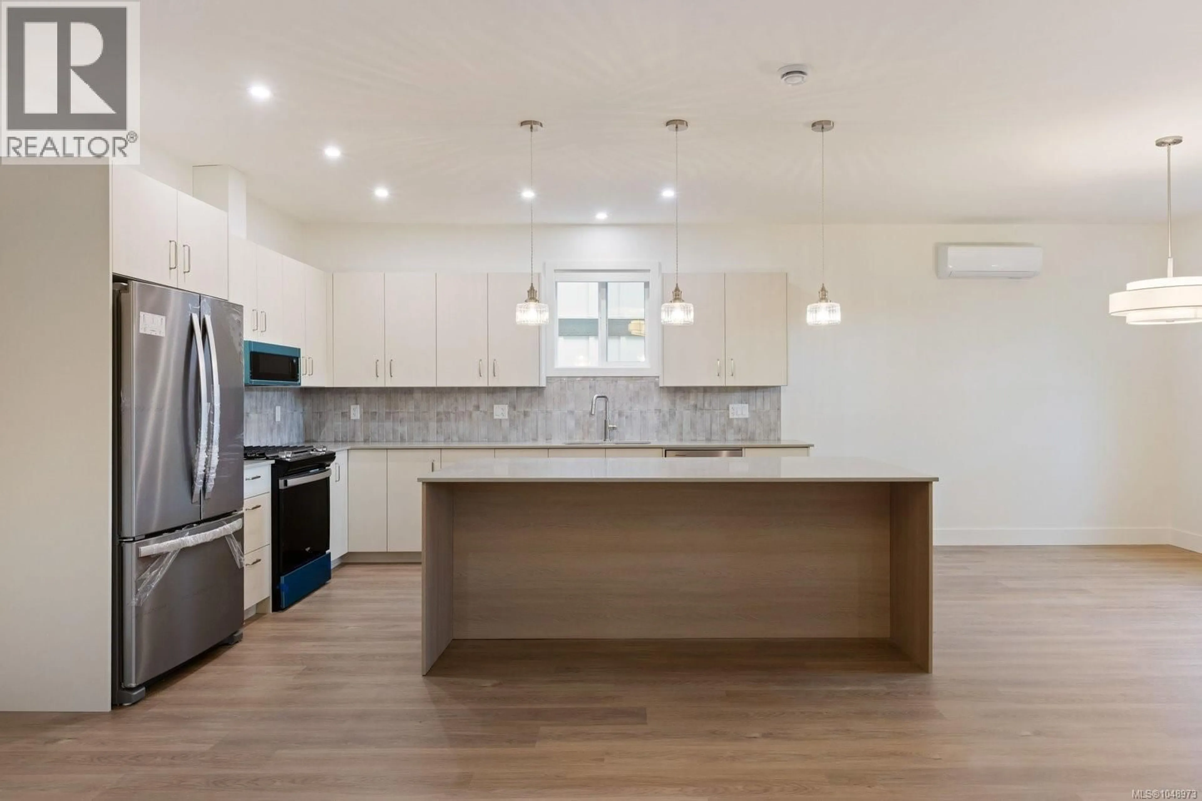 Open concept kitchen, unknown for 677 MADRONA PLACE, Langford British Columbia V9B6C6