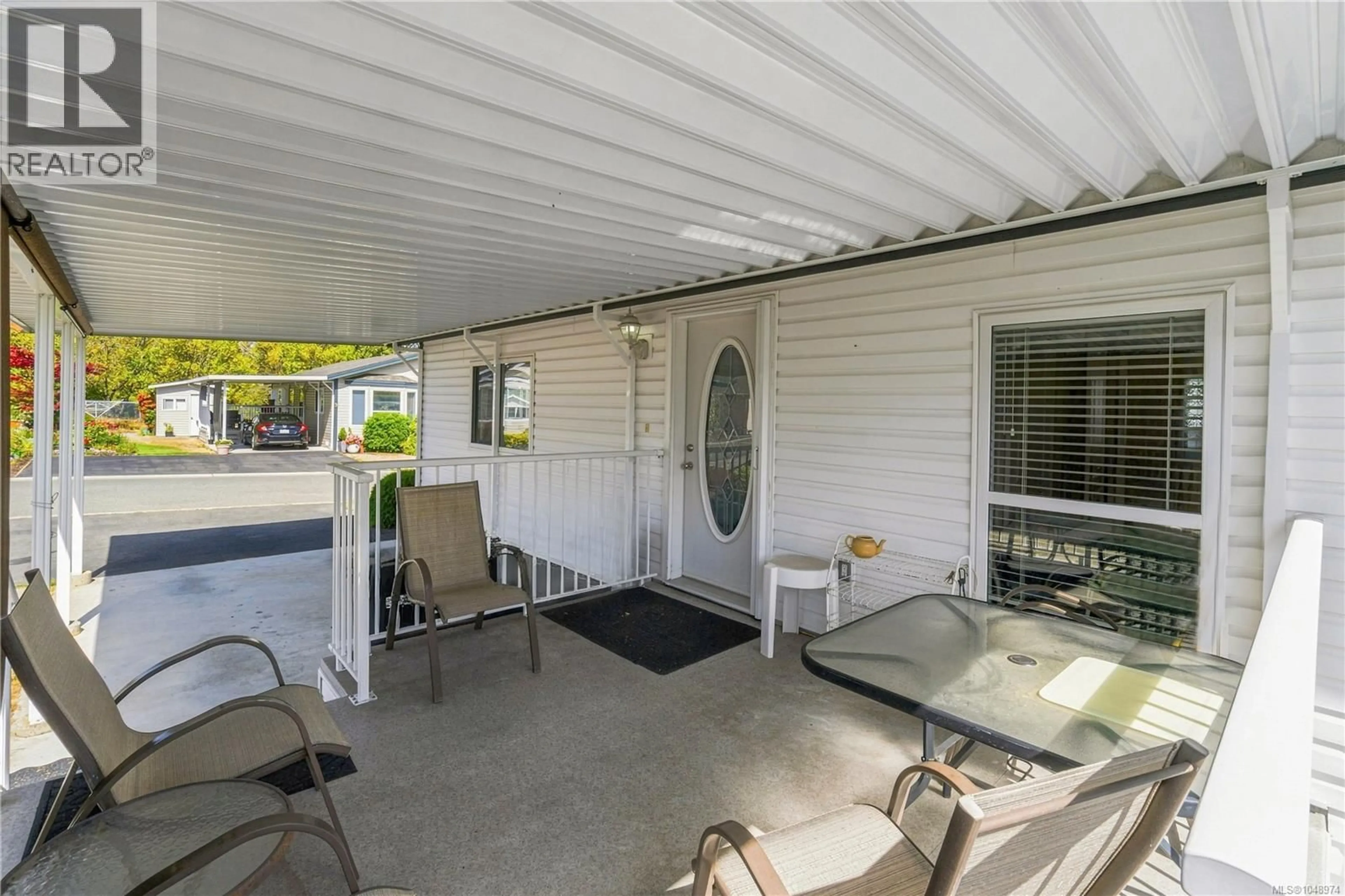 Patio, water/lake/river/ocean view for 16 - 386 CRAIG STREET, Parksville British Columbia V9P1L4