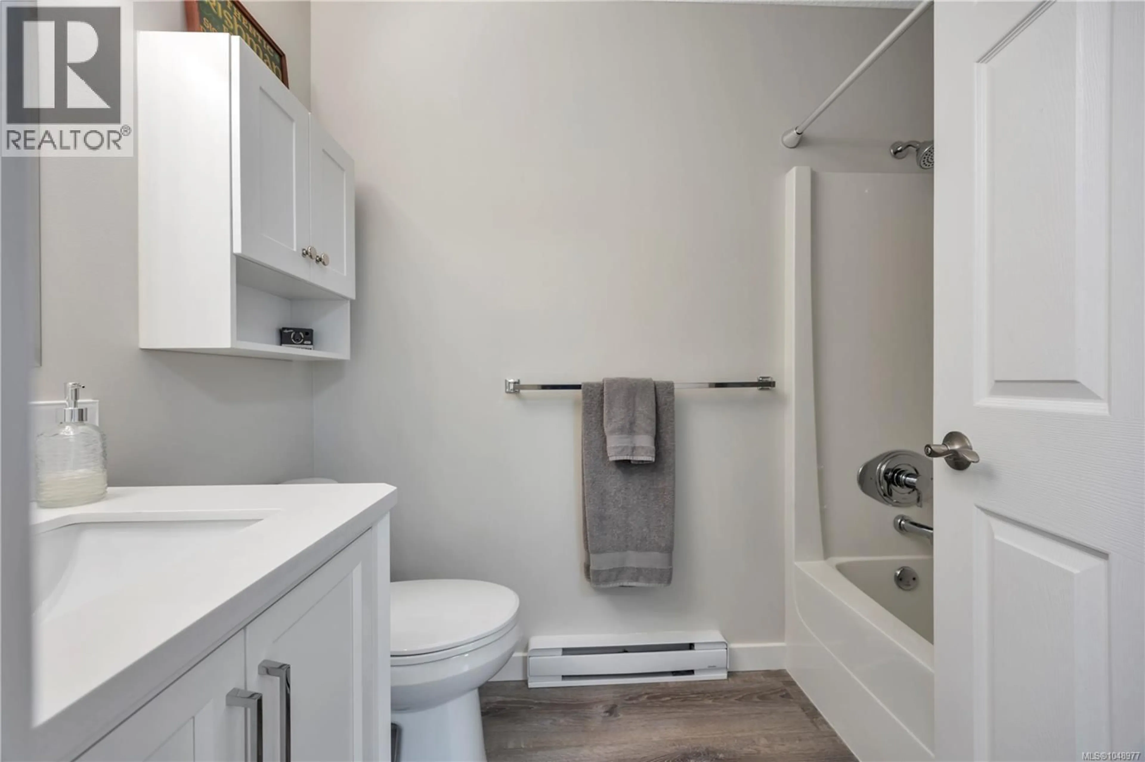 Standard bathroom, unknown for 3231 LAUREN MARY PLACE, Nanaimo British Columbia V9T5R5