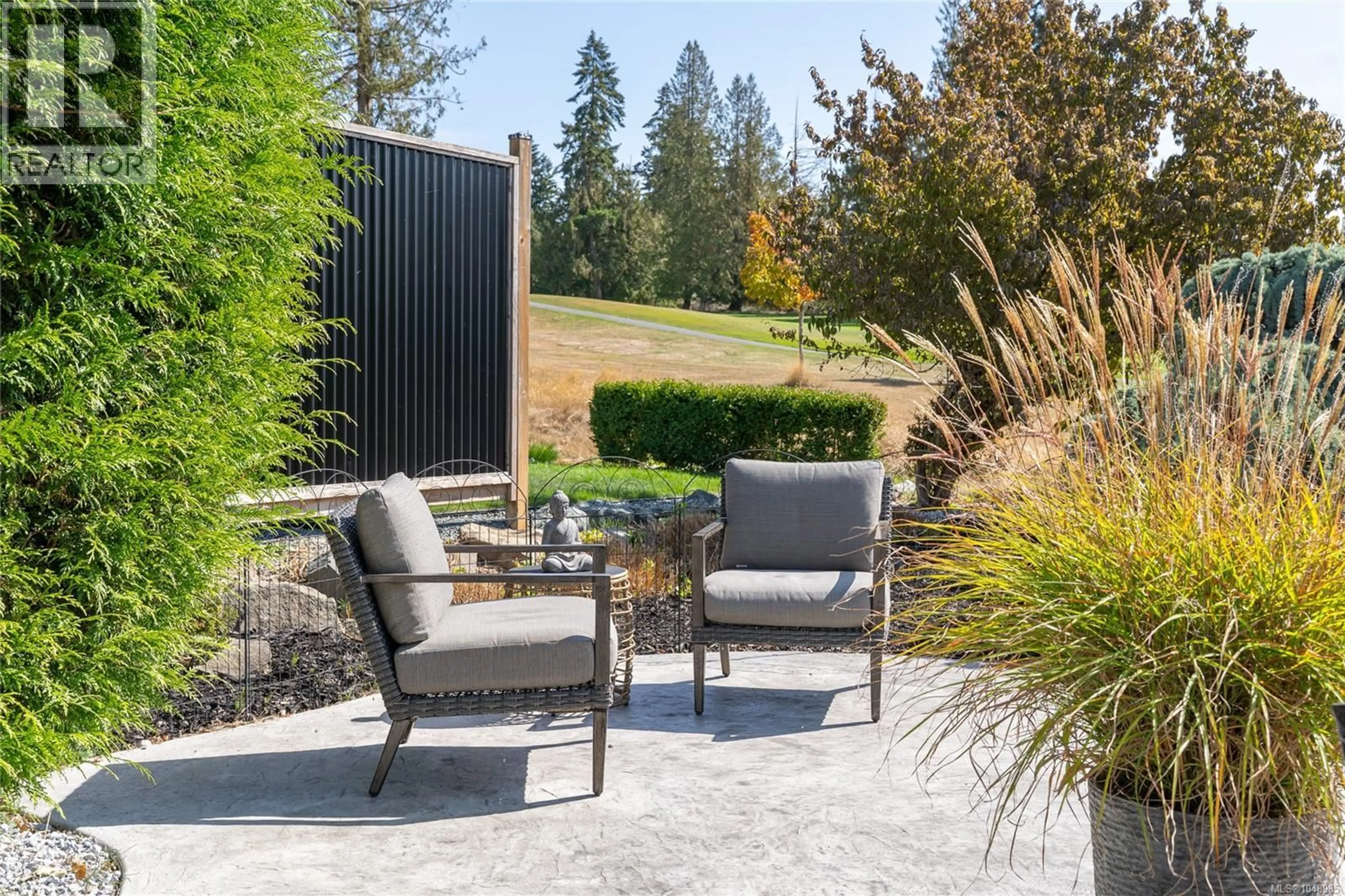 Patio, mountain view for 3728 ARBUTUS DRIVE NORTH, Cobble Hill British Columbia V8H0K8