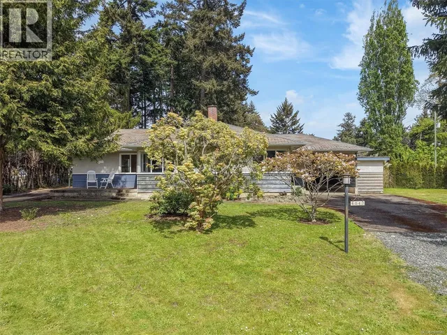 4047 HARO ROAD, Saanich 5