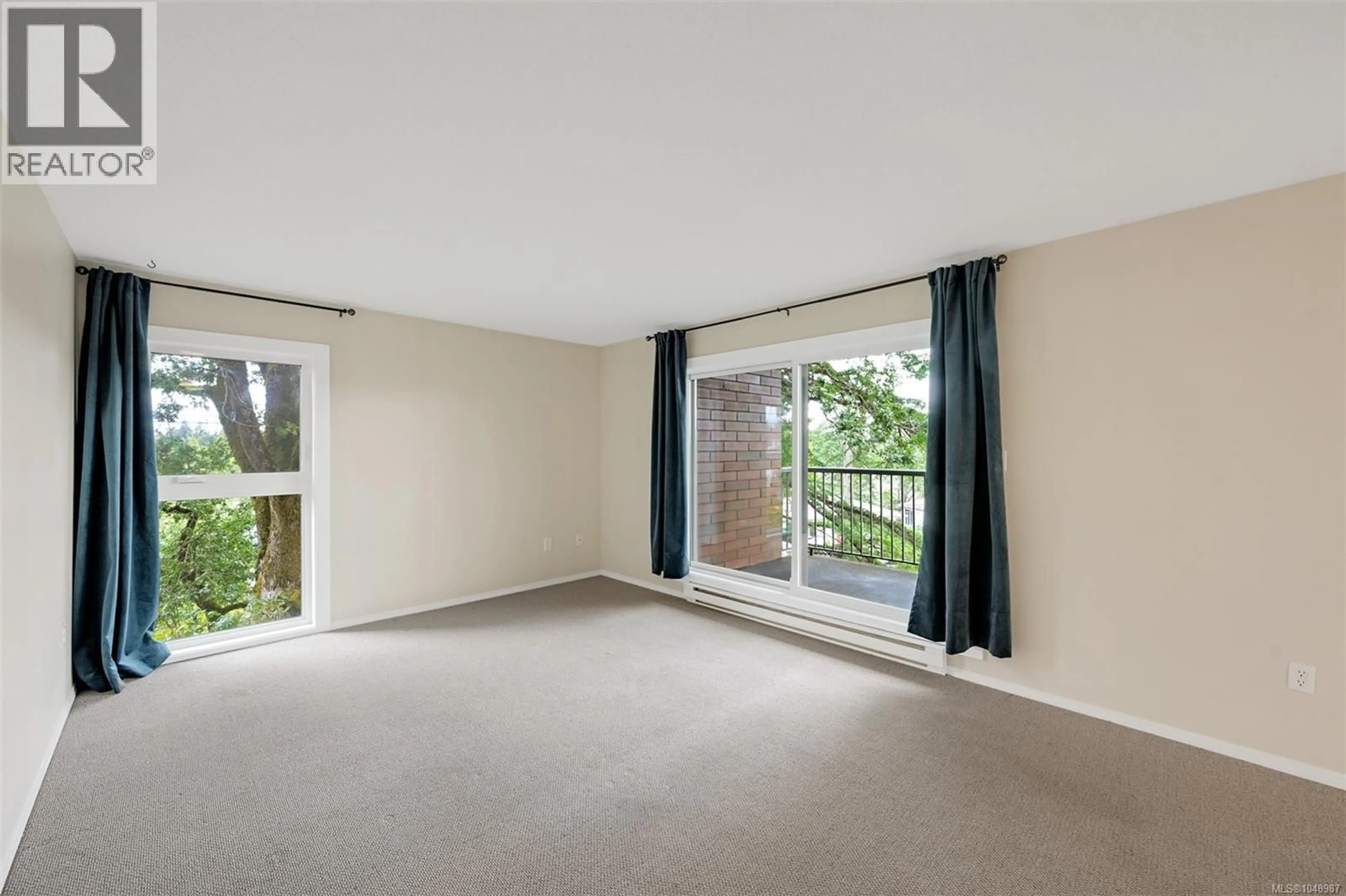 A pic of a room for 201 - 4030 QUADRA STREET, Saanich British Columbia V8X1K2
