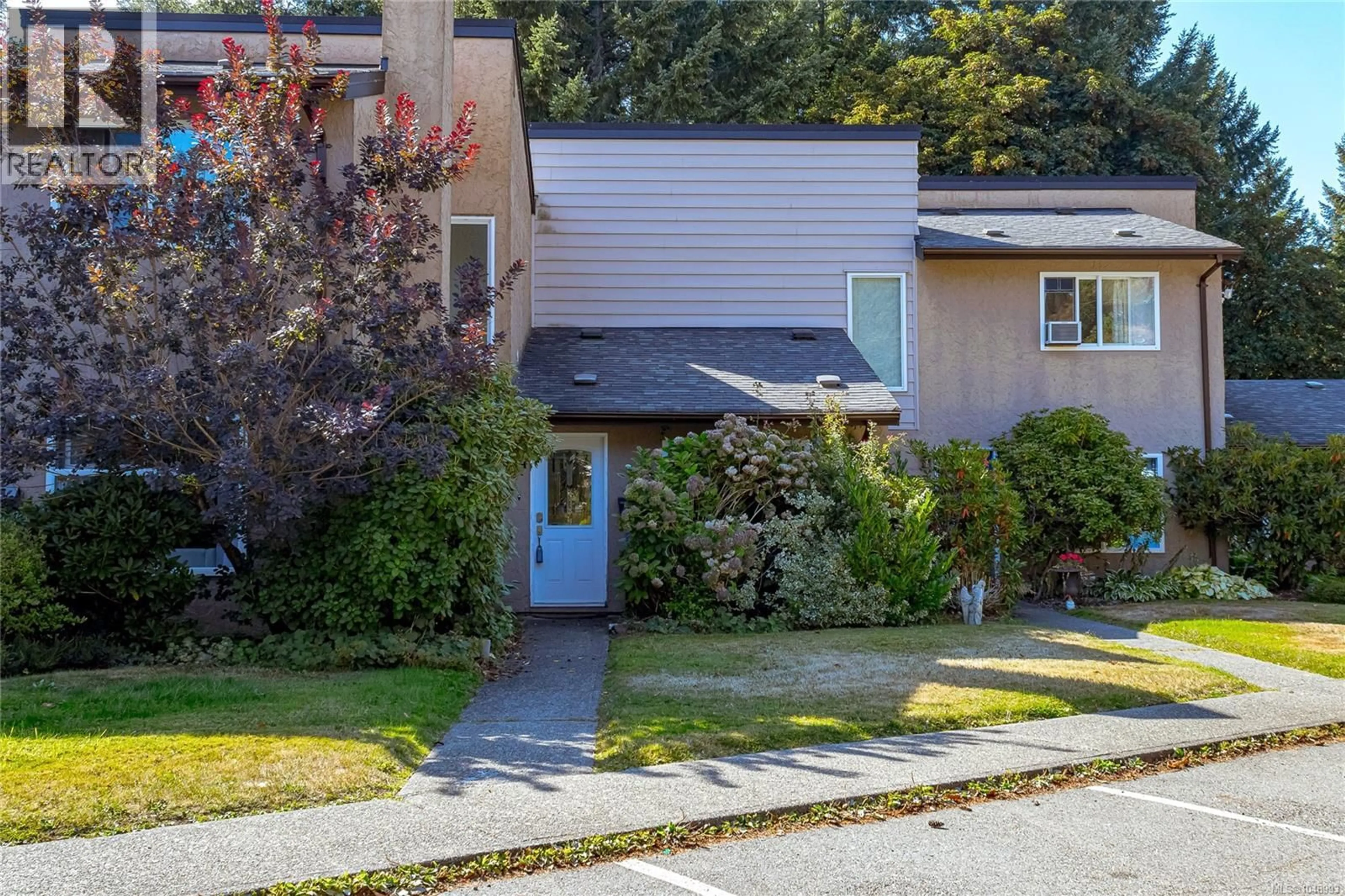 A pic from outside/outdoor area/front of a property/back of a property/a pic from drone, street for 114 - 2860 SOOKE LAKE ROAD, Langford British Columbia V9B4R3