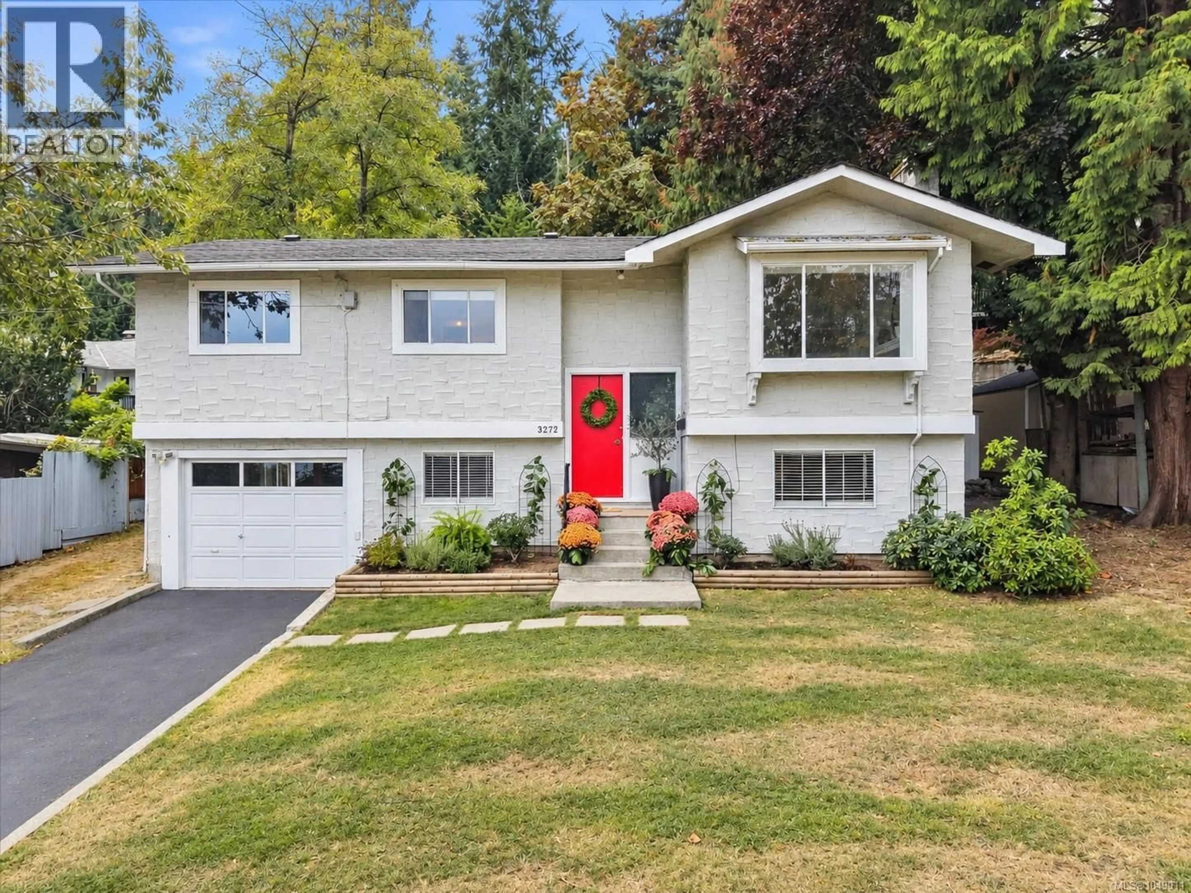 Home with vinyl exterior material, street for 3272 HAIDA DRIVE, Colwood British Columbia V9C2M7