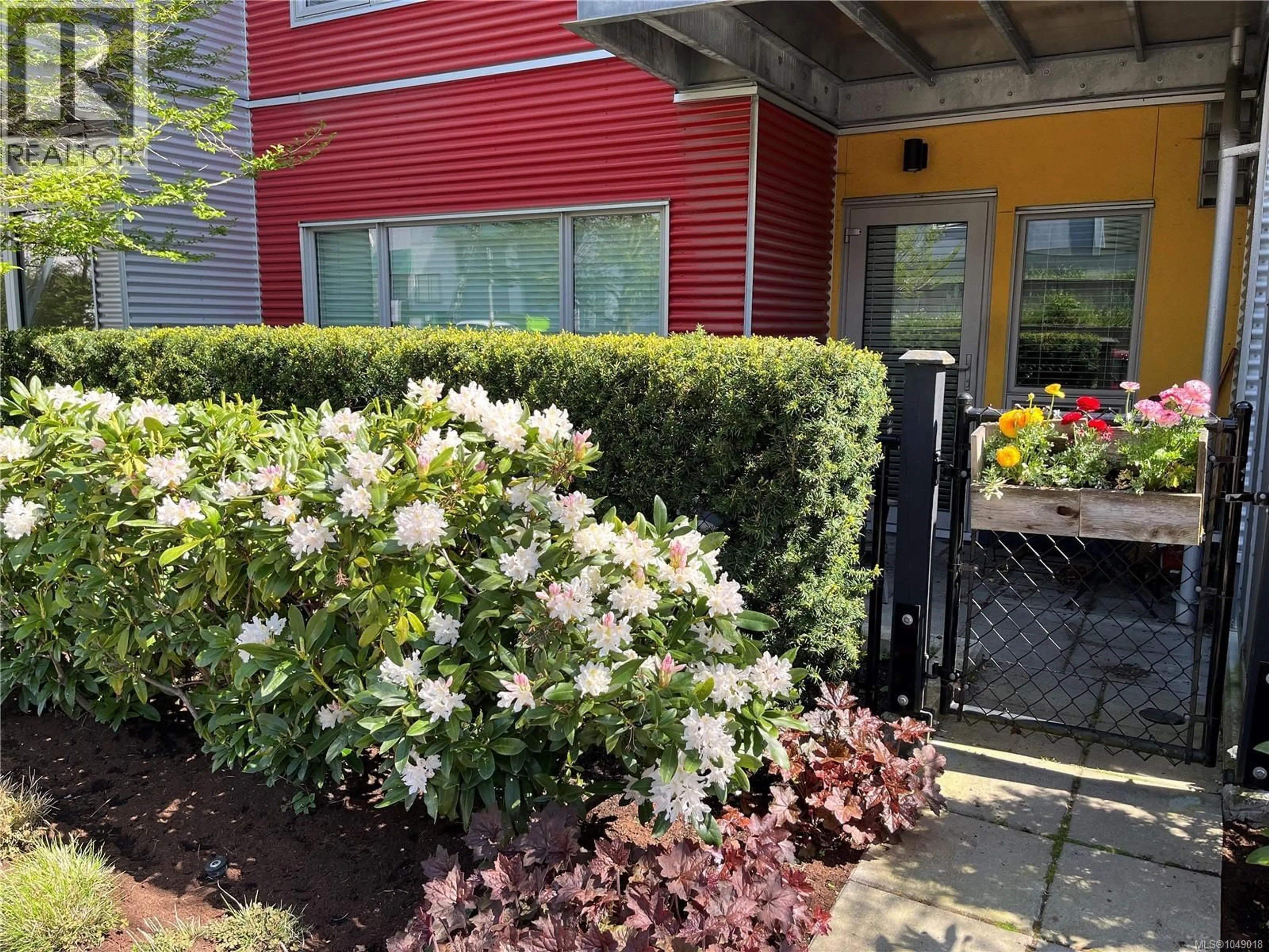 Unknown for 103 - 785 TYEE ROAD, Victoria British Columbia V9A7R5