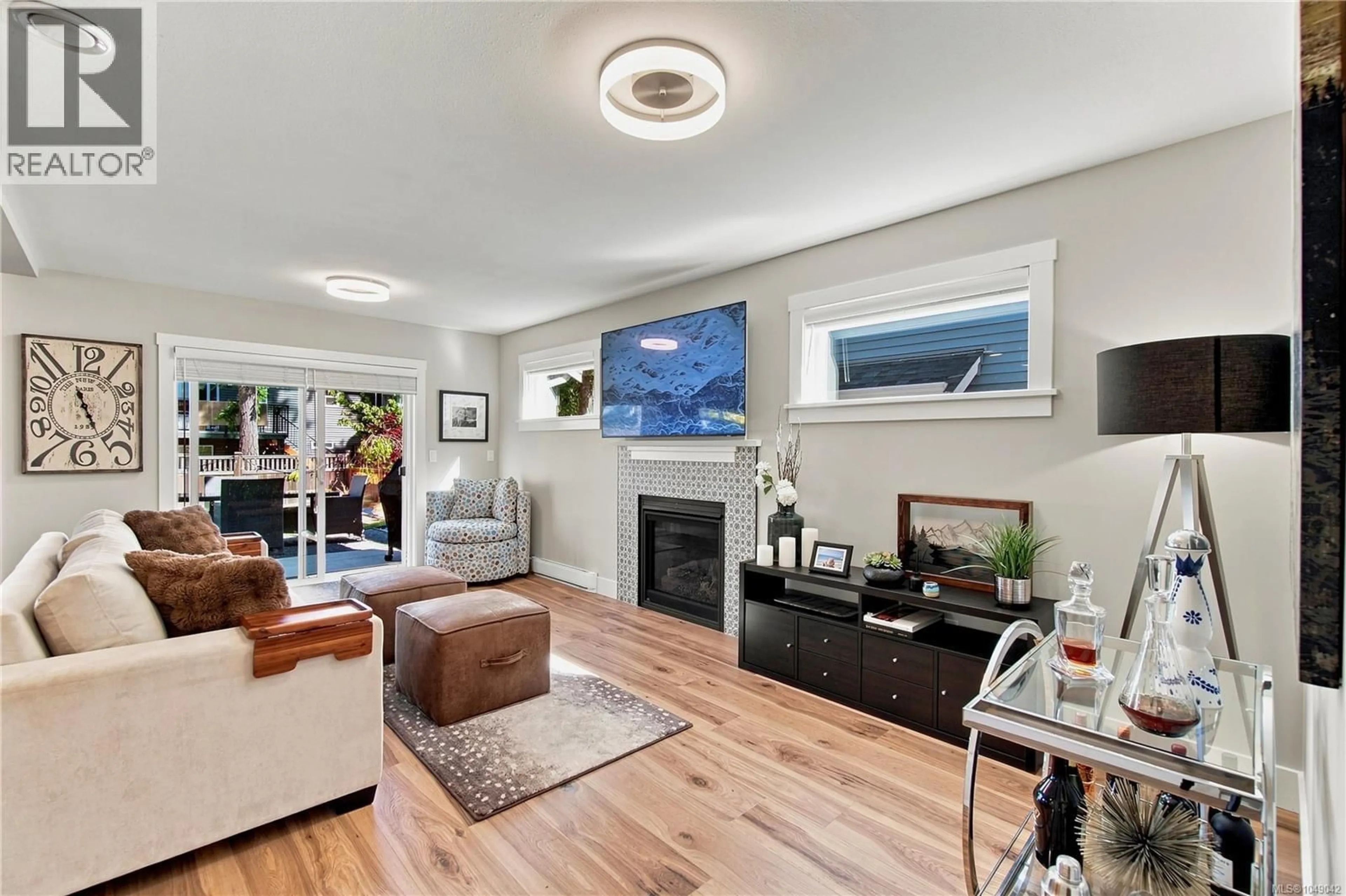 Living room with furniture, unknown for 528 STEEVES ROAD, Nanaimo British Columbia V9R0H8