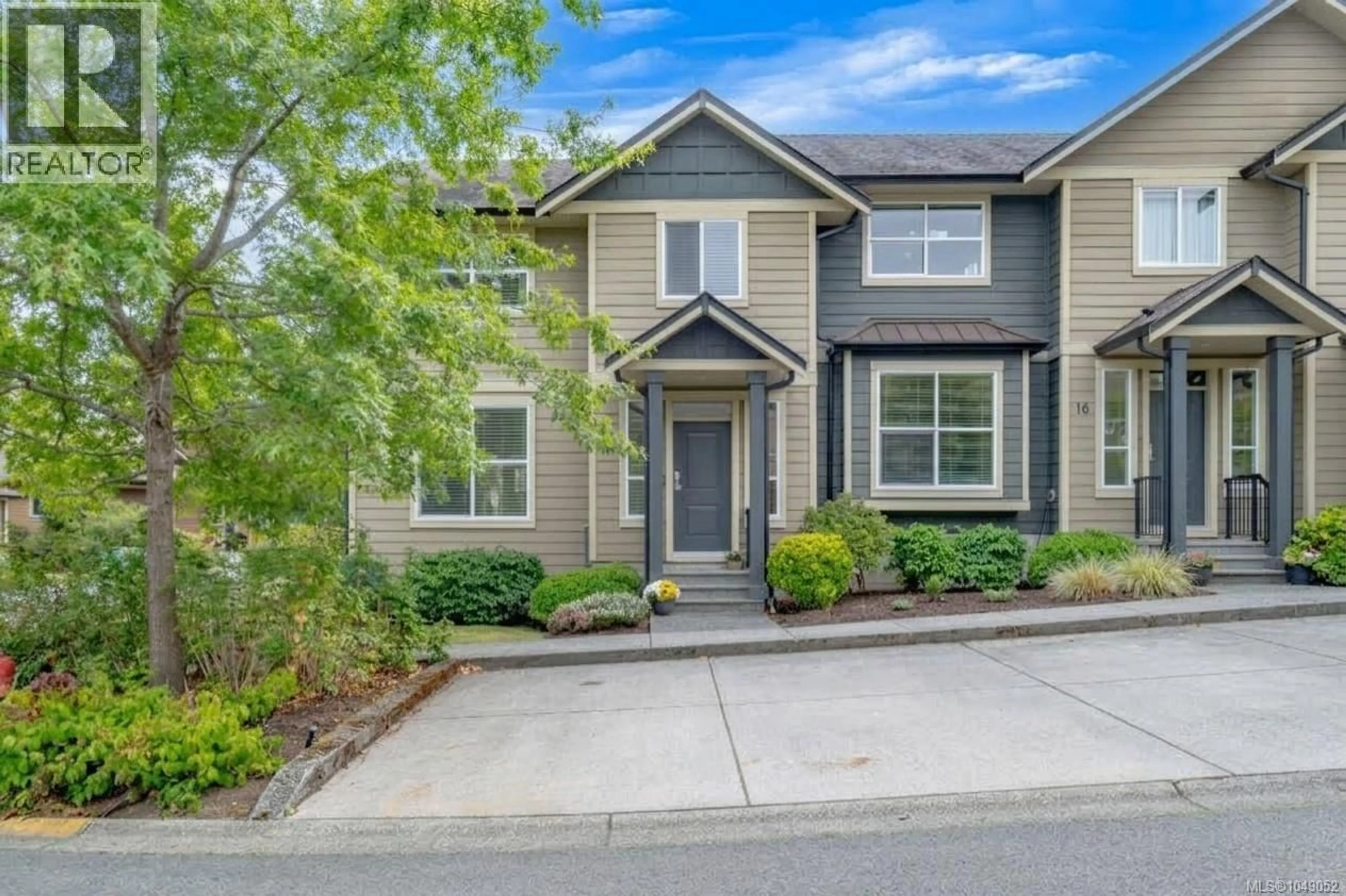 Home with vinyl exterior material, street for 15 - 3101 CLIFFS ROAD, Duncan British Columbia V9L0C6