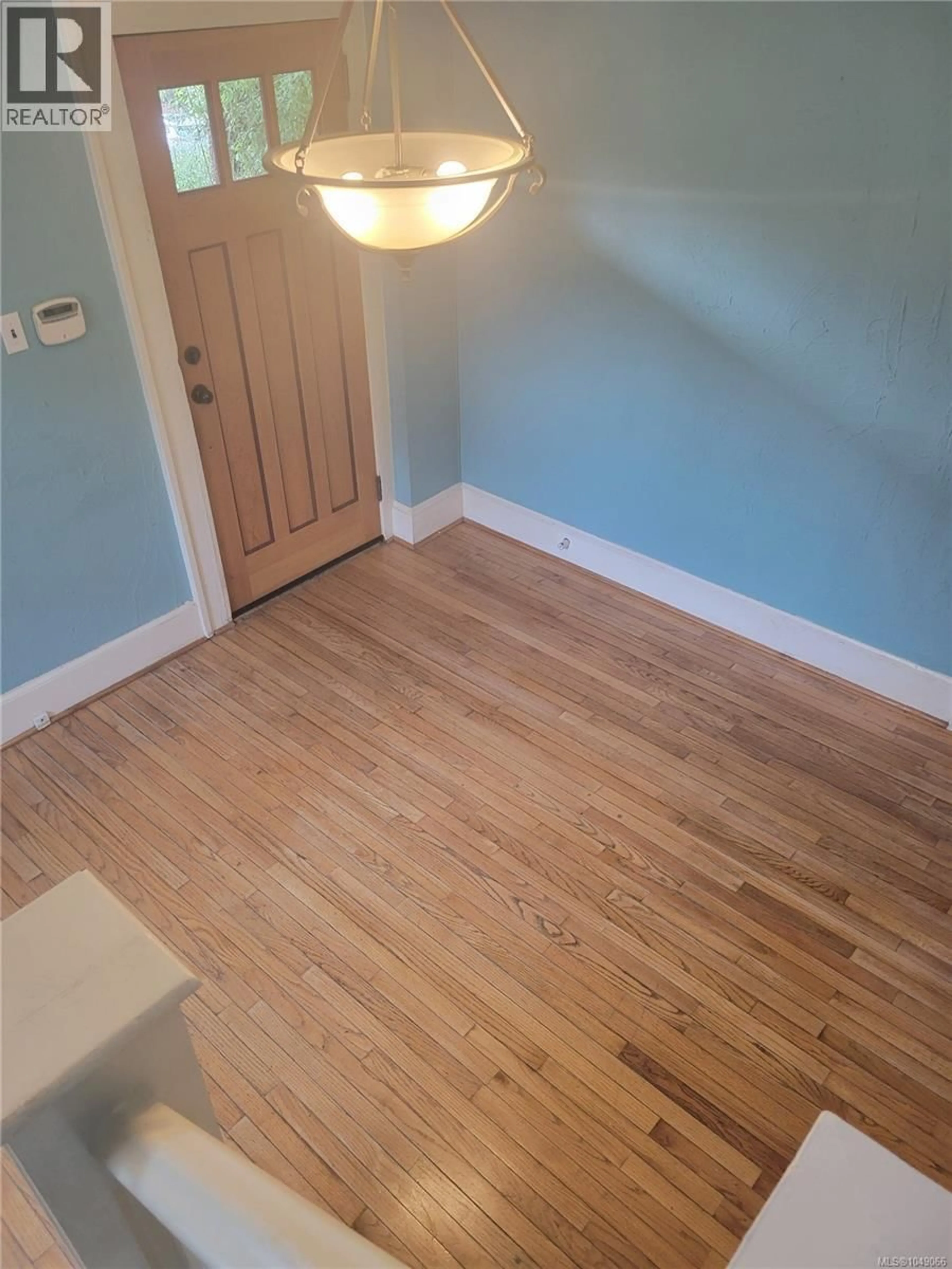 A pic of a room for 11 EATON AVENUE, Saanich British Columbia V8Z5C9