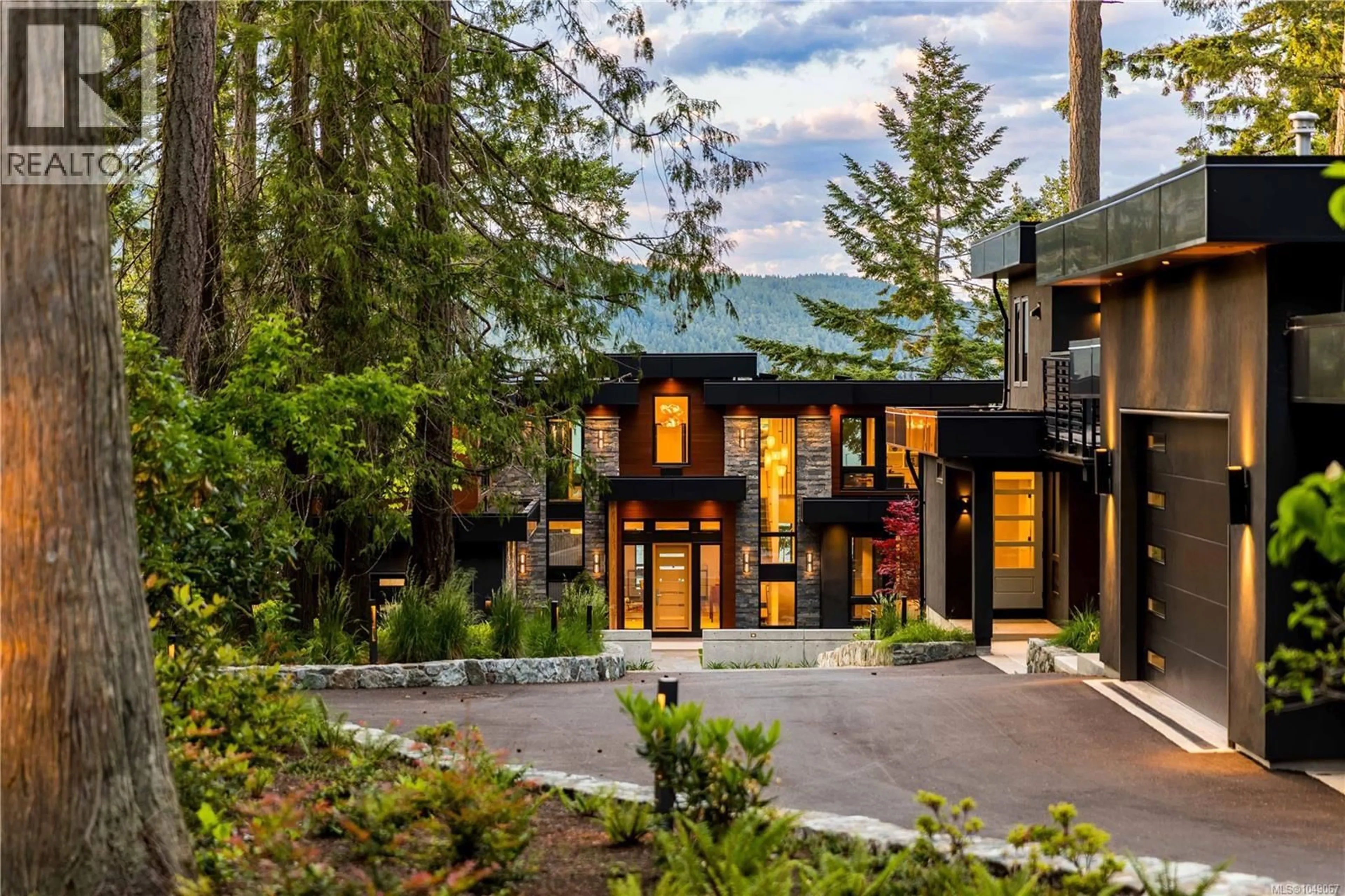 Unknown for 848 LANDS END ROAD, North Saanich British Columbia V8L5L3
