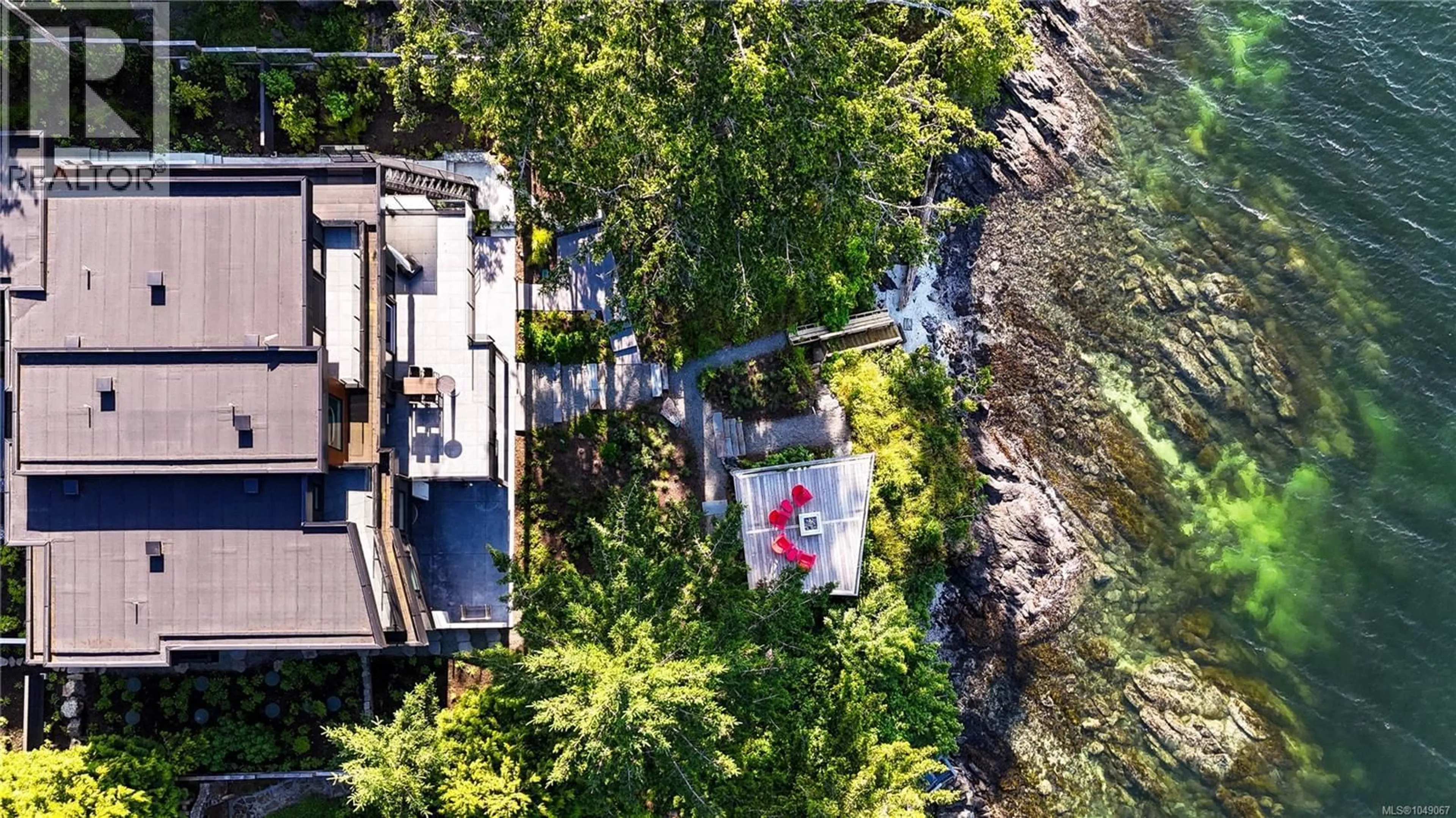 A pic from outside/outdoor area/front of a property/back of a property/a pic from drone, unknown for 848 LANDS END ROAD, North Saanich British Columbia V8L5L3