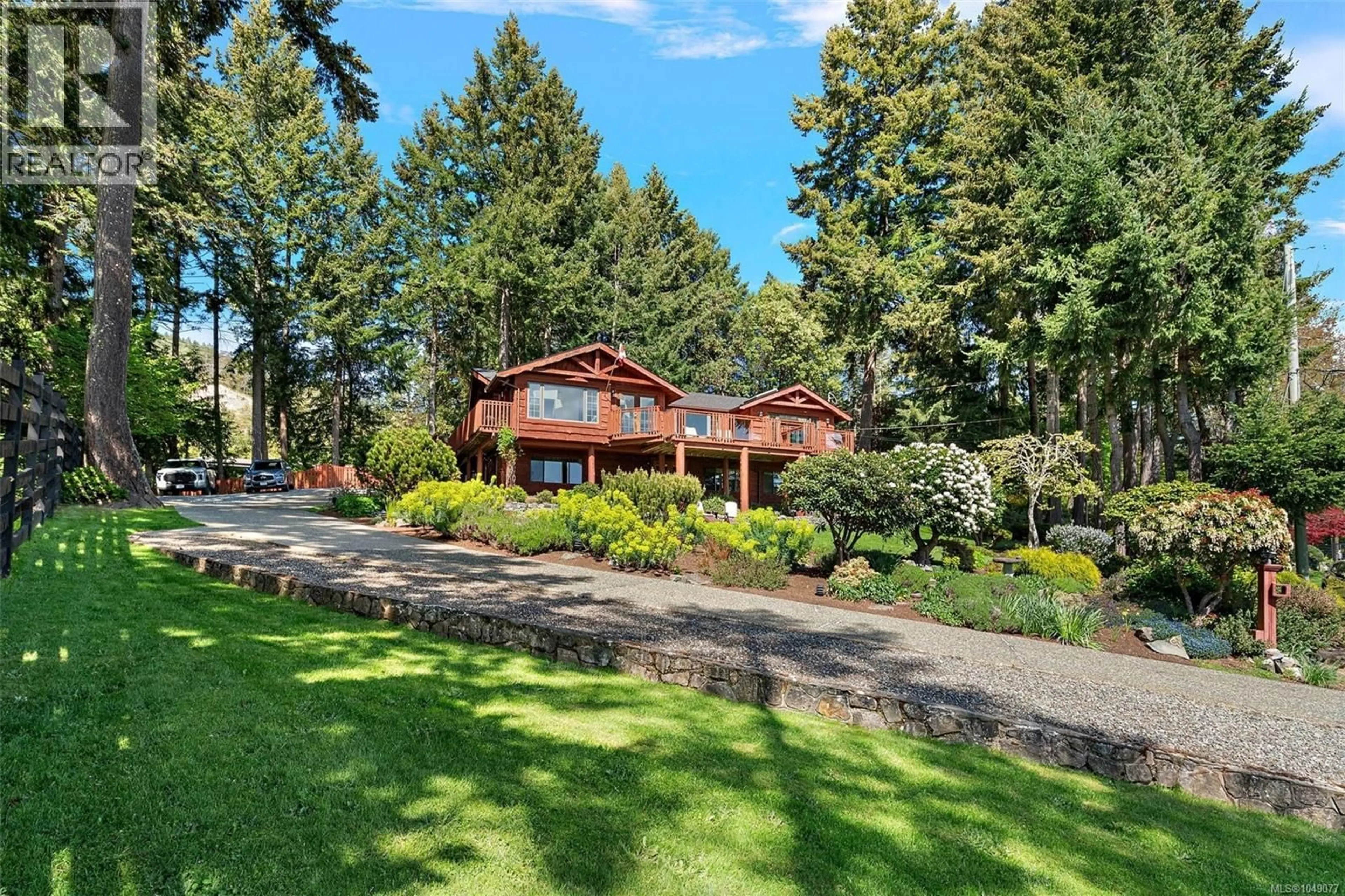 A pic from outside/outdoor area/front of a property/back of a property/a pic from drone, unknown for 539 BAYVIEW PLACE, Duncan British Columbia V9L5X7
