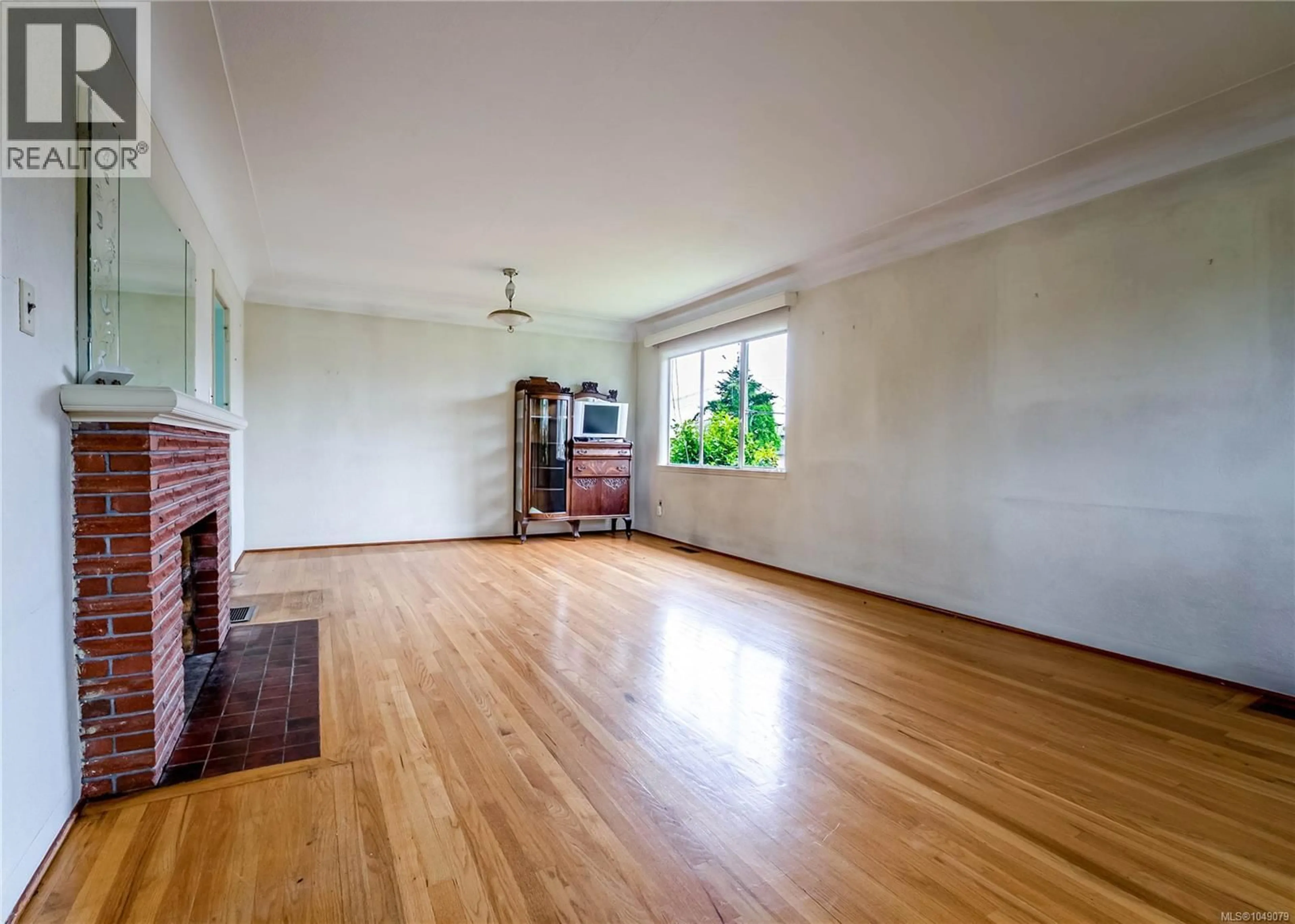 A pic of a room for 1673 NORTH DAIRY ROAD, Saanich British Columbia V8P1C5