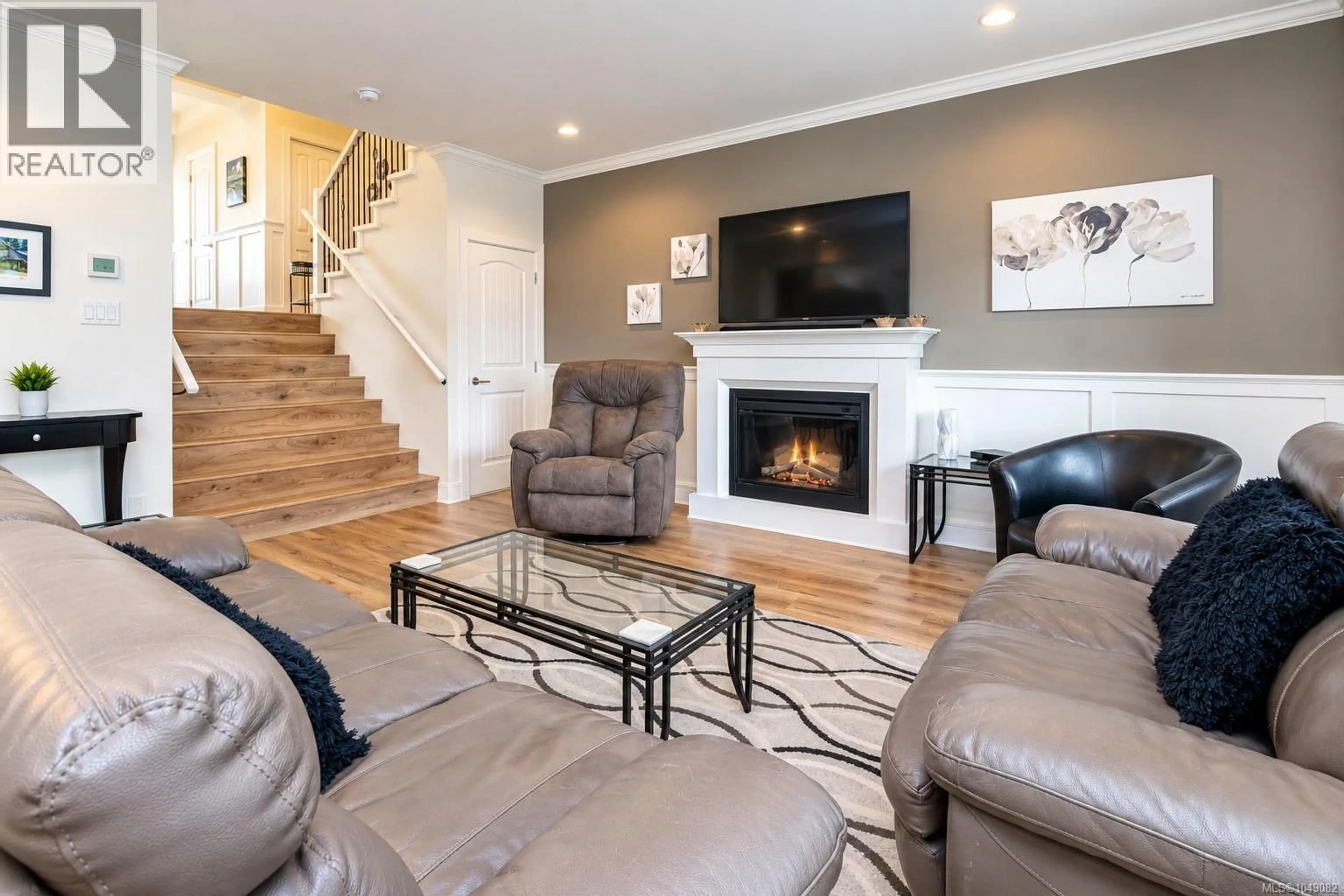 Living room with furniture, unknown for 1166 BOMBARDIER CRESCENT, Langford British Columbia V9B0R2