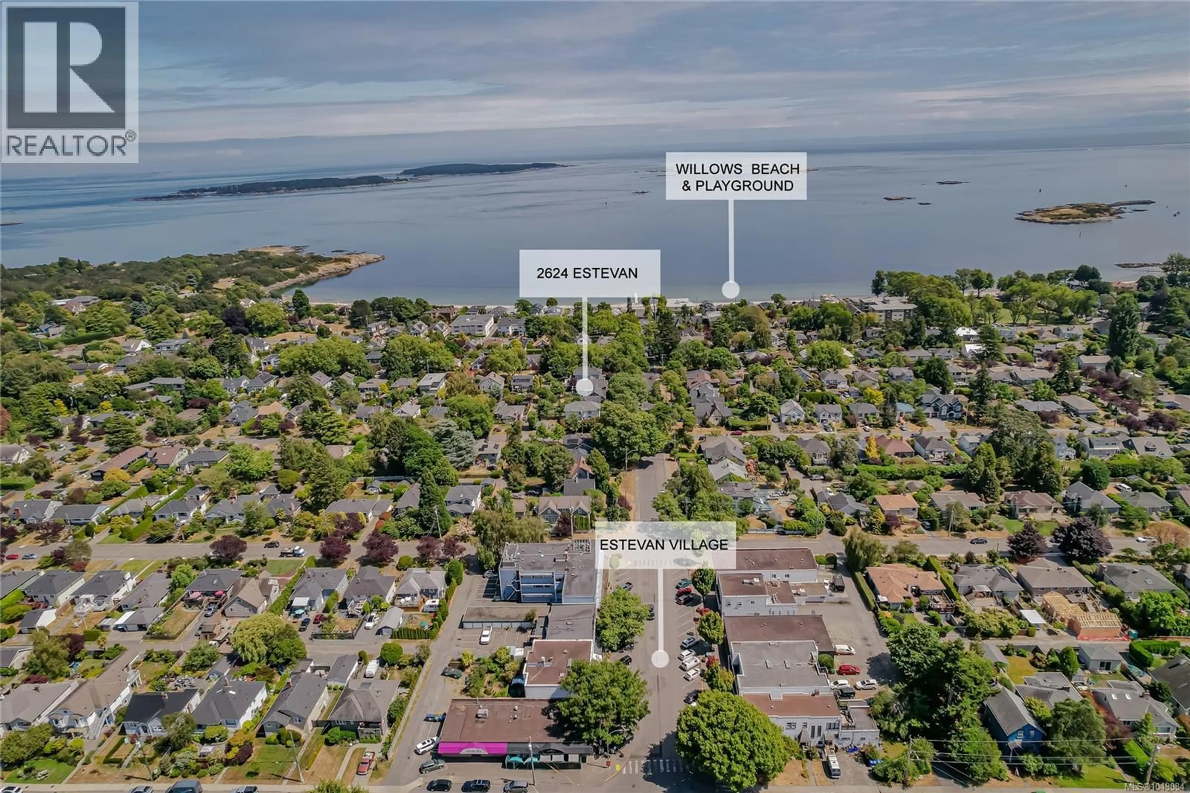 A pic from outside/outdoor area/front of a property/back of a property/a pic from drone, water/lake/river/ocean view for 2624 ESTEVAN AVENUE, Oak Bay British Columbia V8R2T2