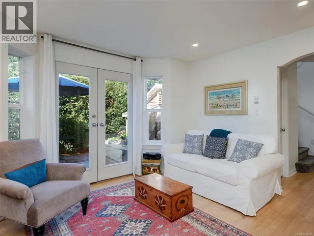 1110 RENO STREET, Victoria 5